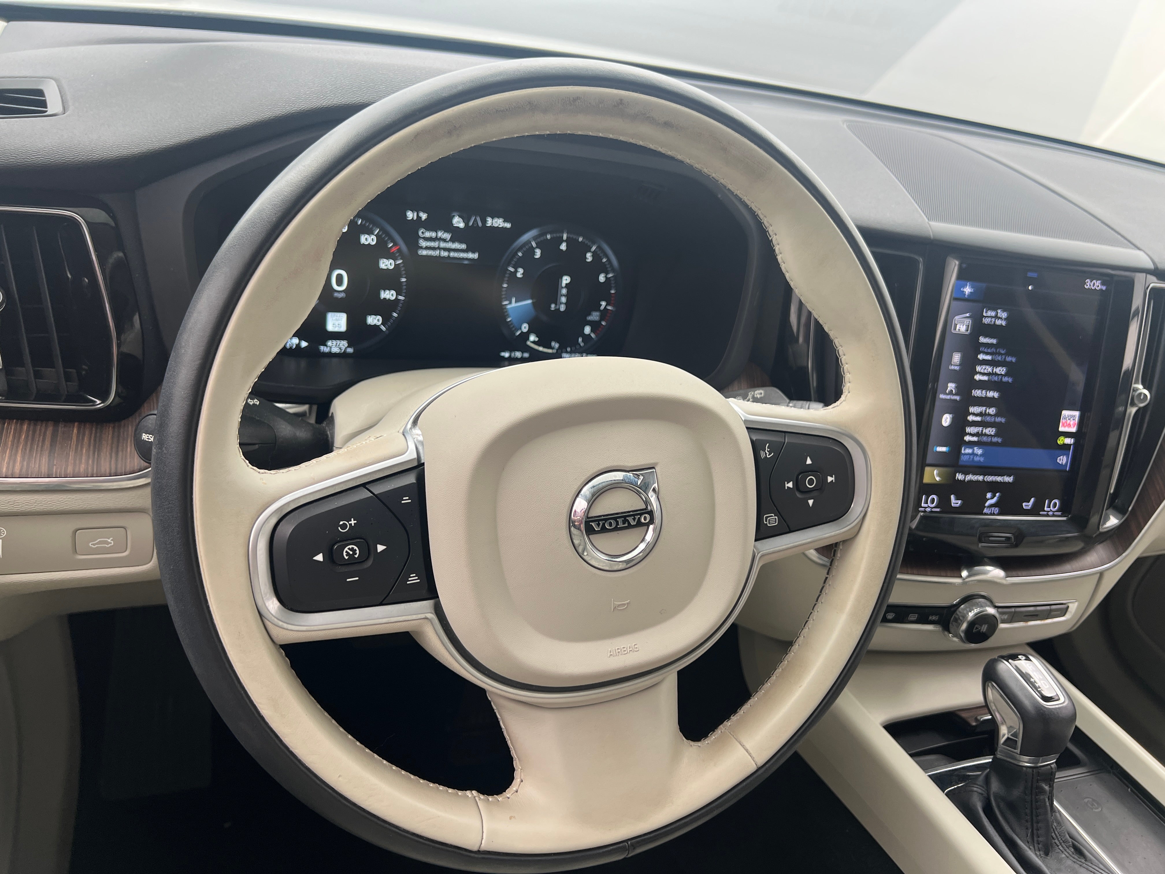 2021 Volvo XC60 T5 Momentum 4