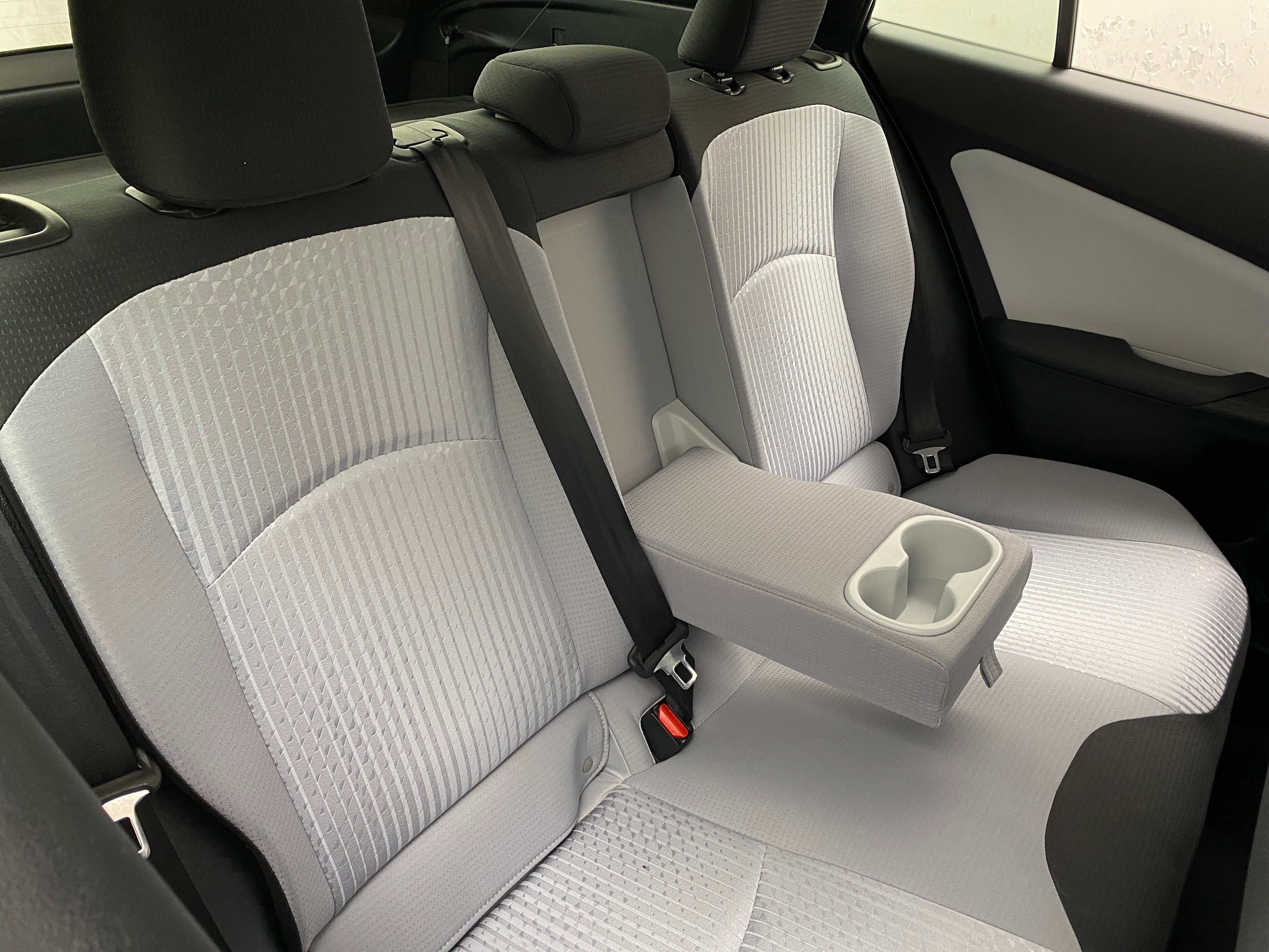 2017 Toyota Prius Two 6
