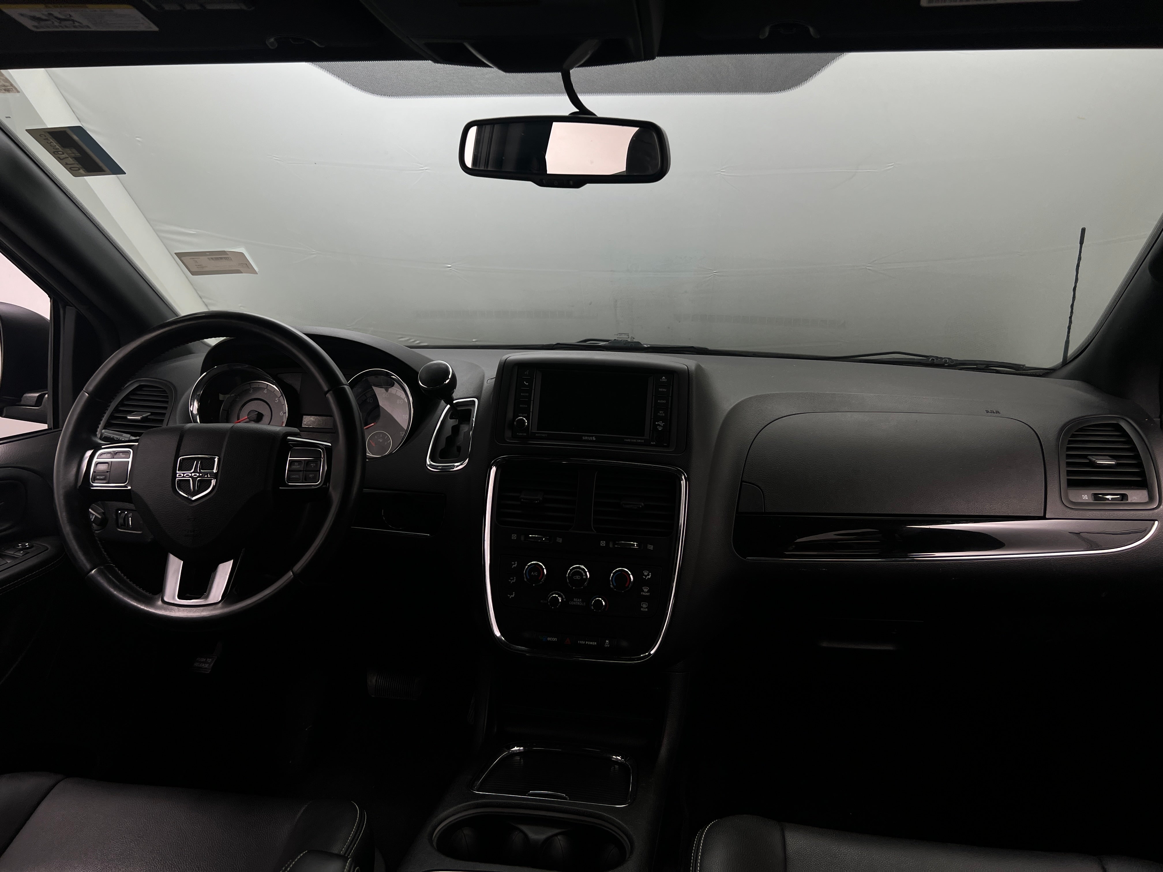 2018 Dodge Grand Caravan SXT 2