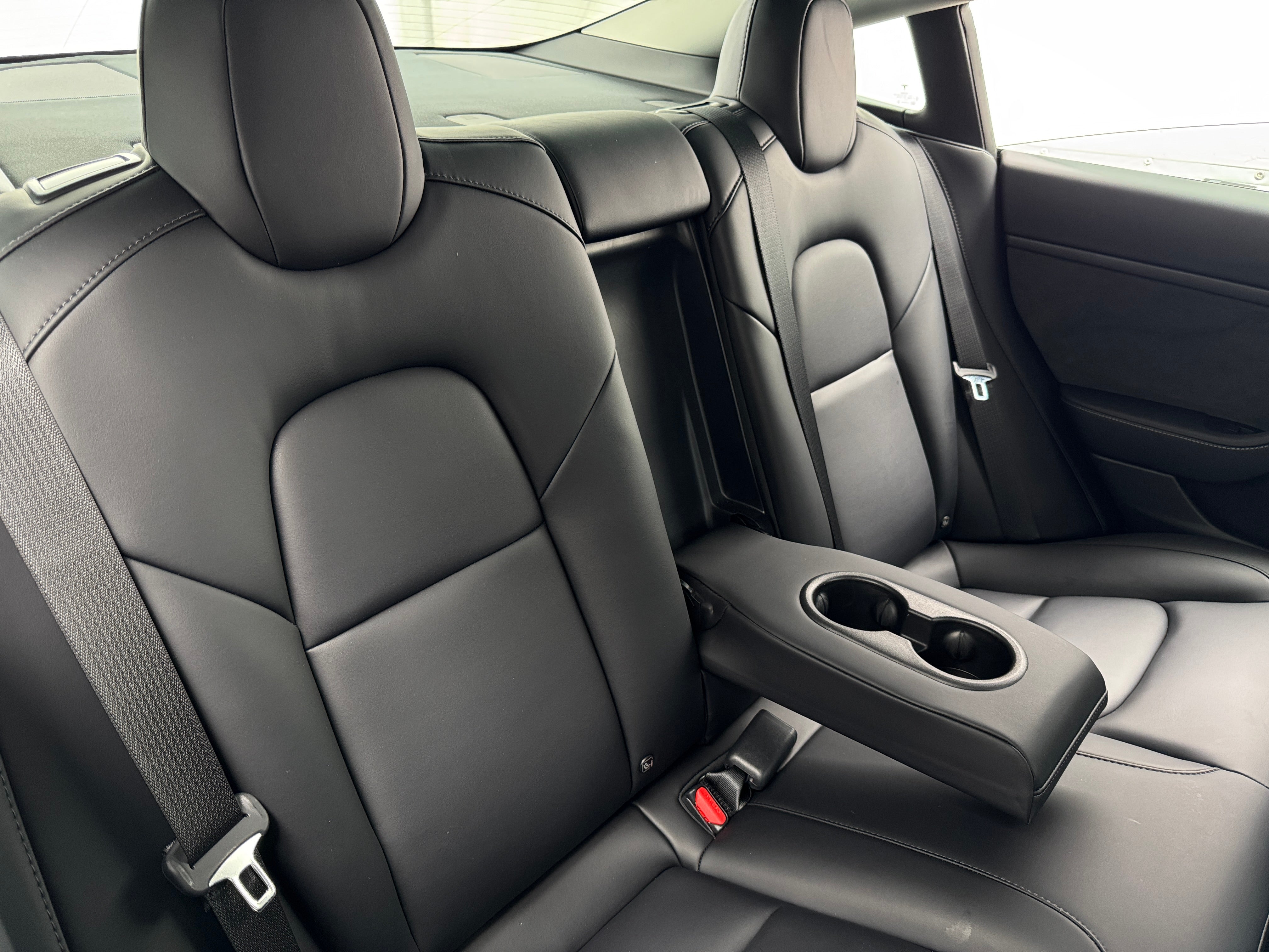 2021 Tesla Model 3 Standard Range 5