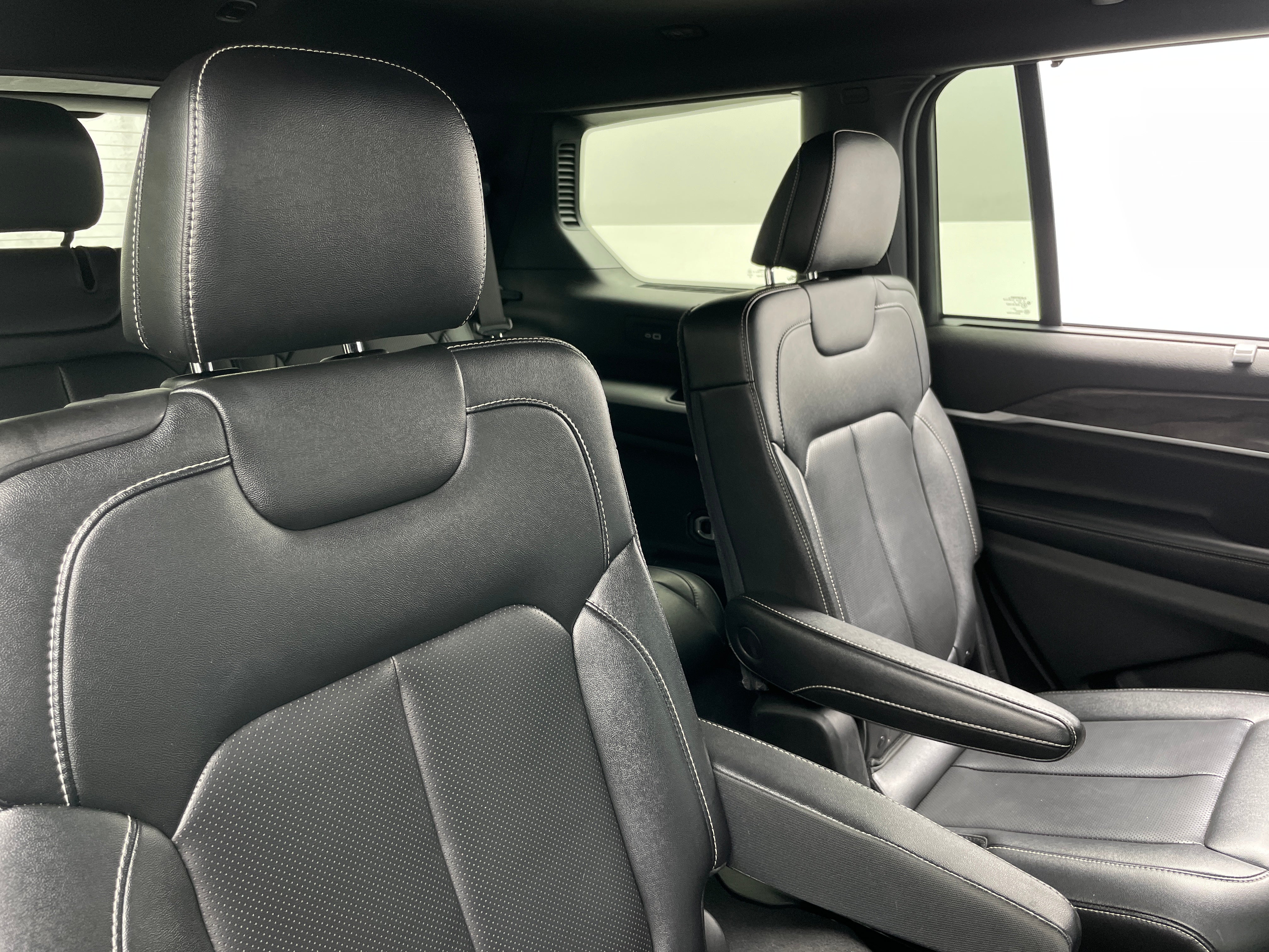 2024 Jeep Grand Cherokee L Limited Edition 5