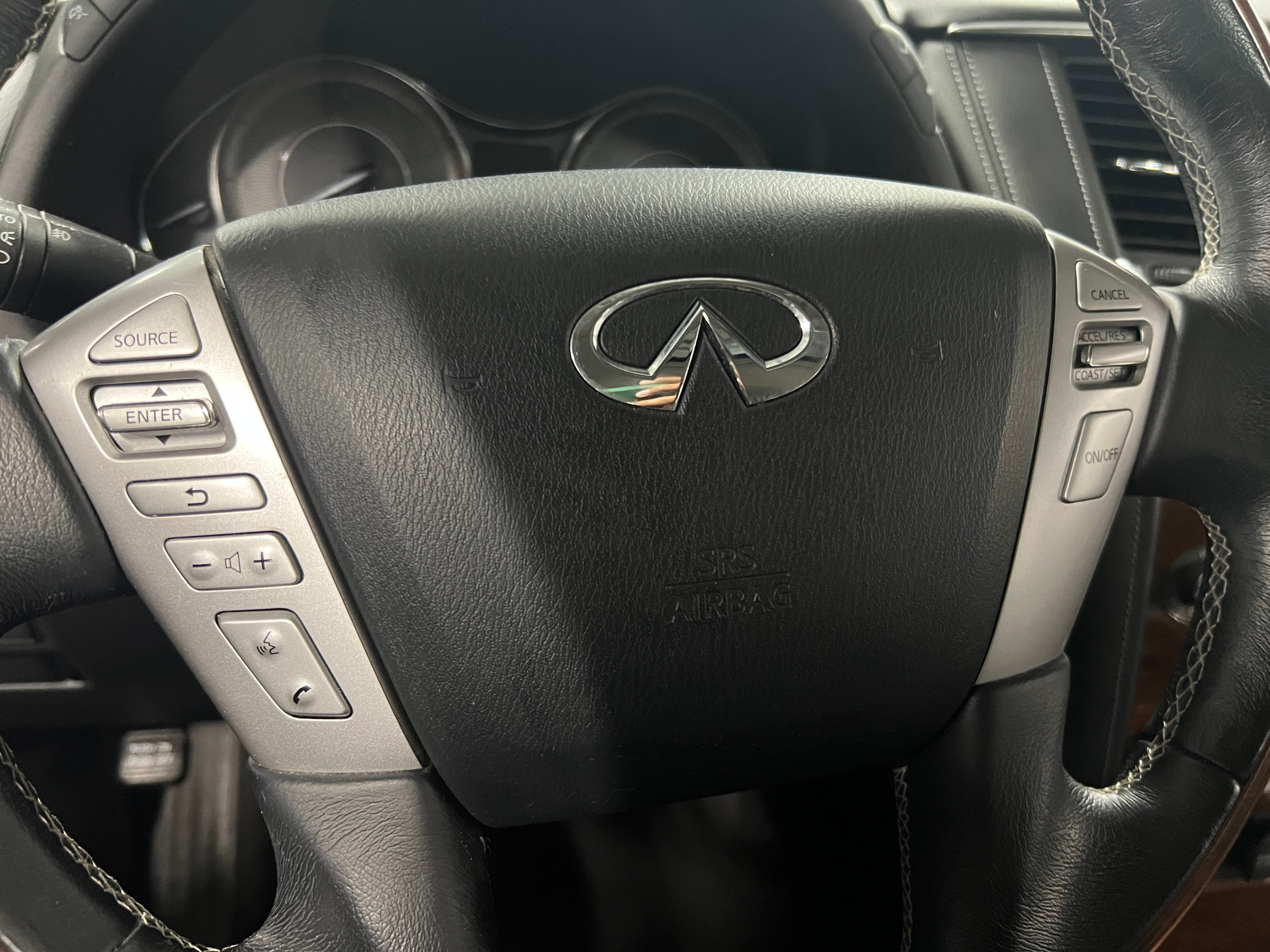2018 INFINITI QX80 Base 4