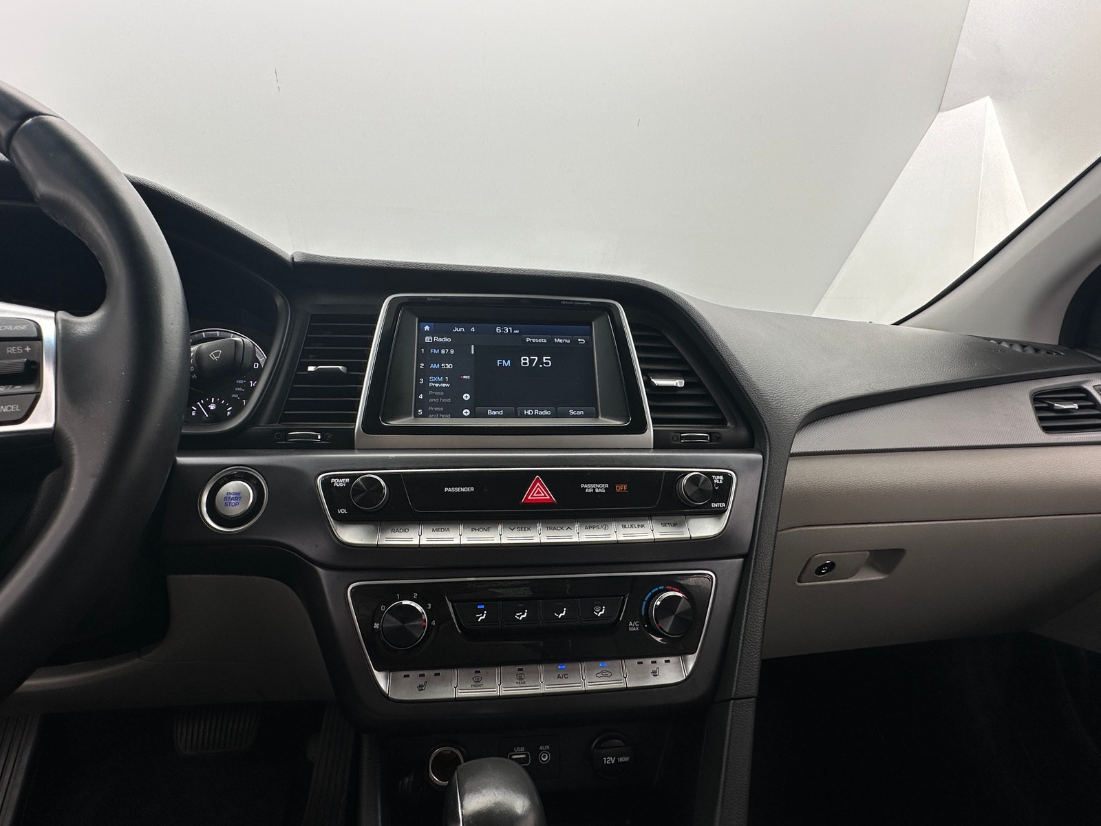 Thumbnail: 2018 Hyundai Sonata - 4