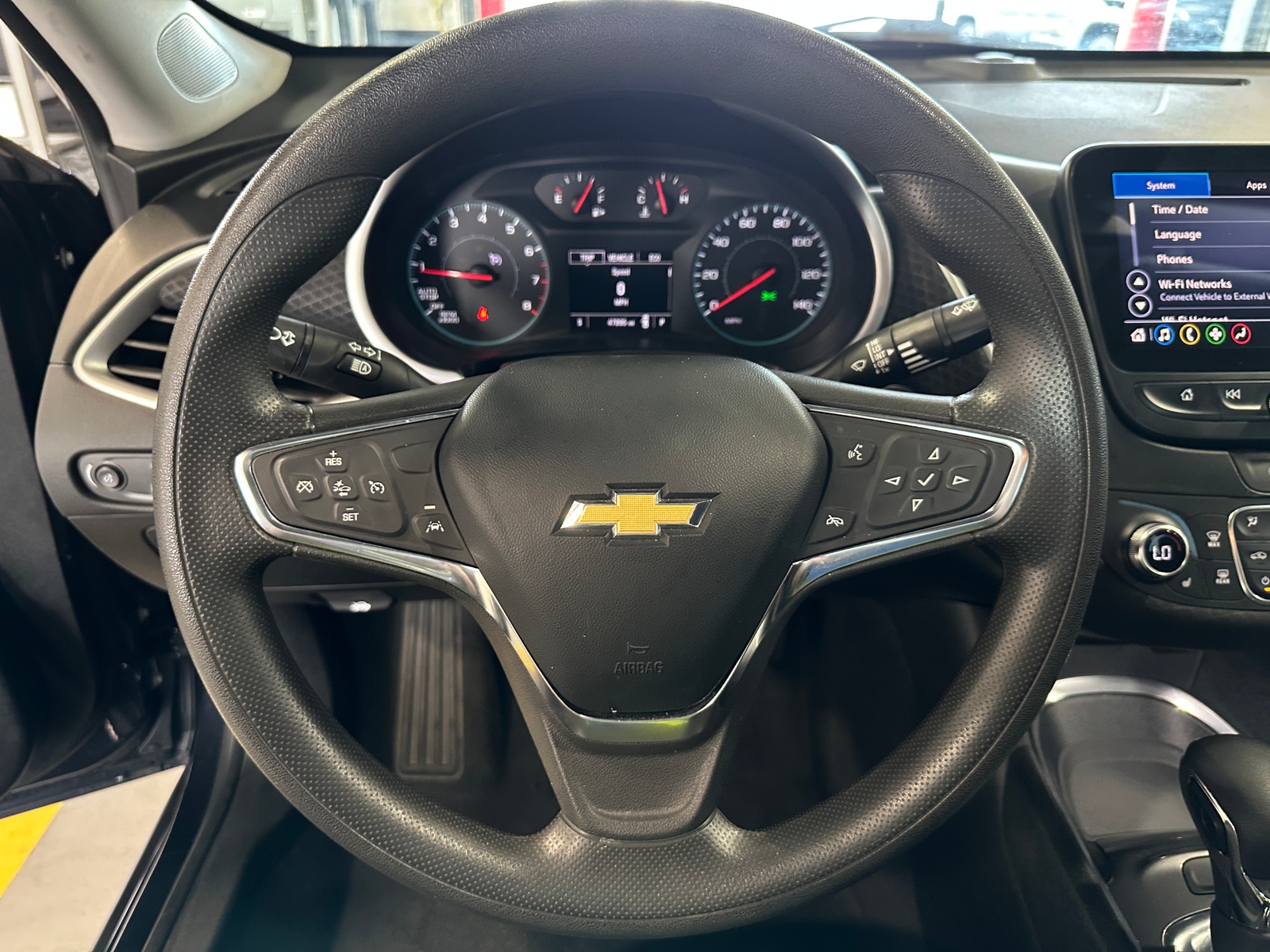 Thumbnail: 2023 Chevrolet Malibu - 5