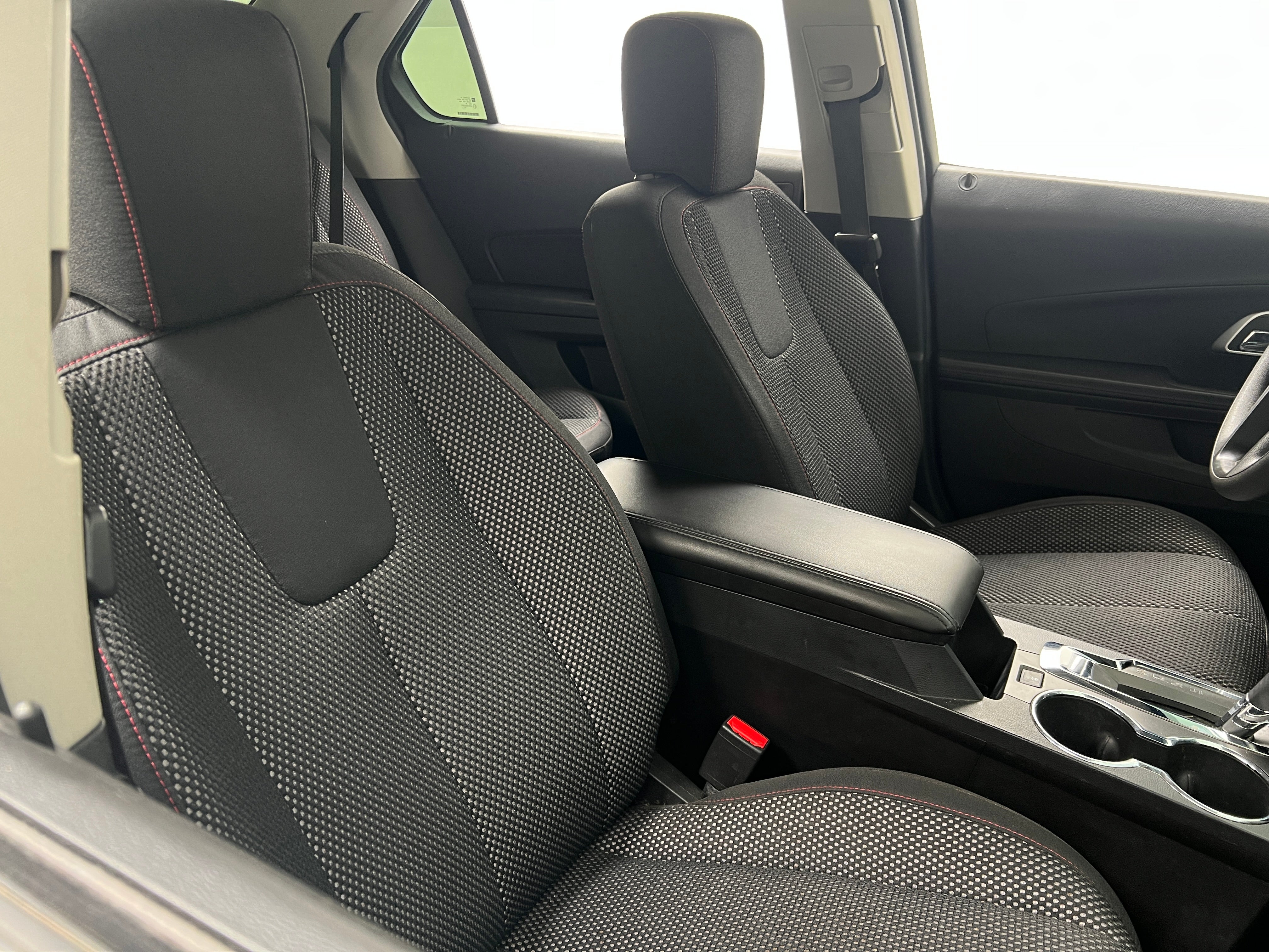 2016 Chevrolet Equinox LS 2