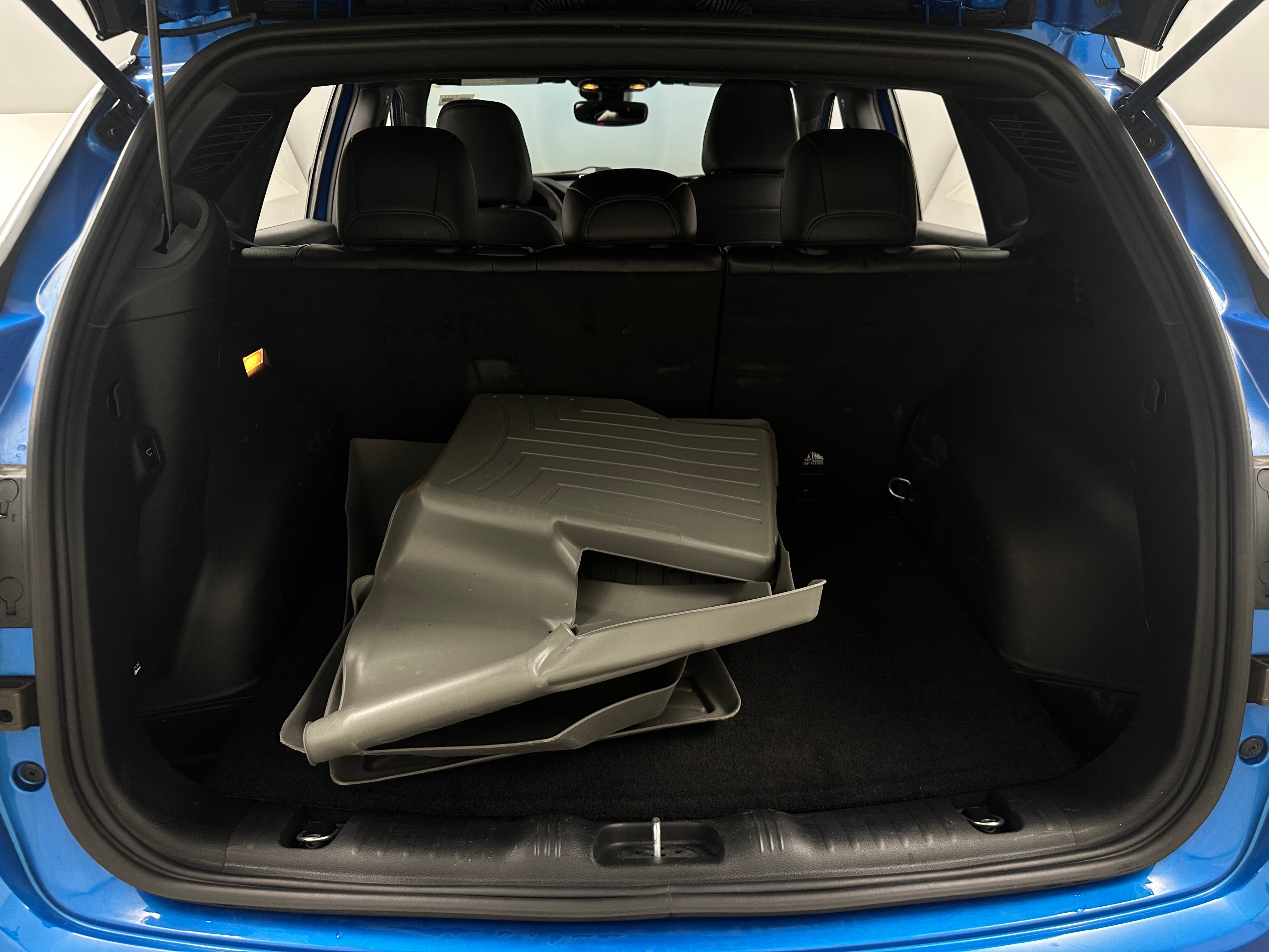 2023 Jeep Compass Limited 6