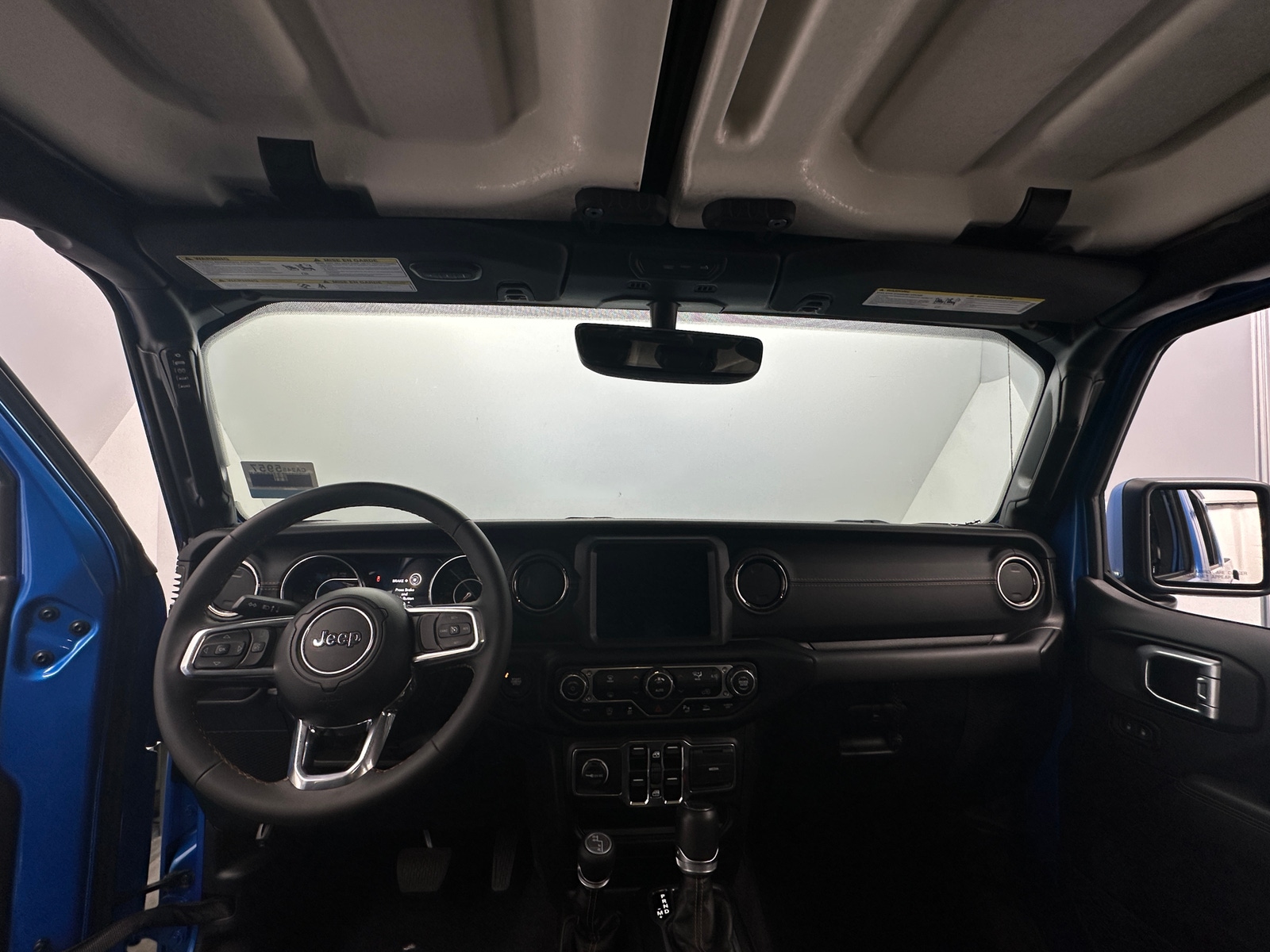 Thumbnail: 2023 Jeep Gladiator - 2