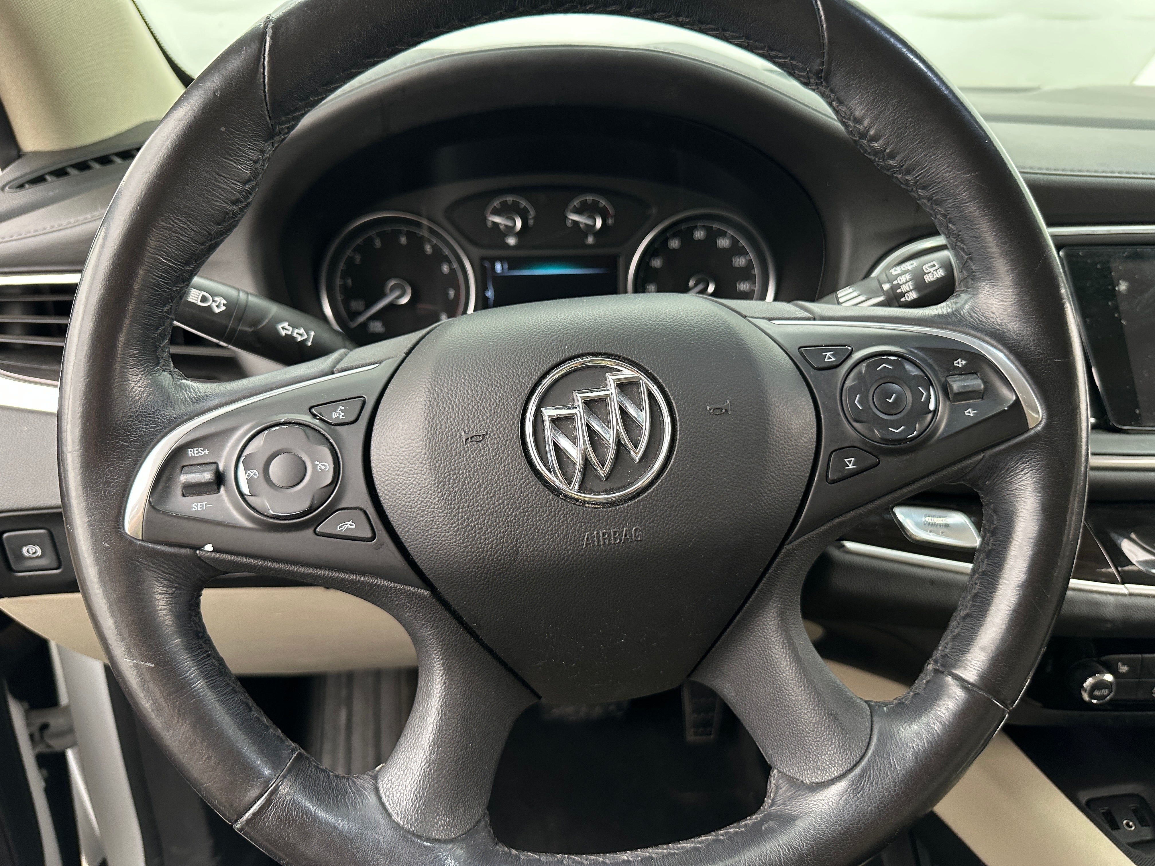 2019 Buick Enclave Essence 4