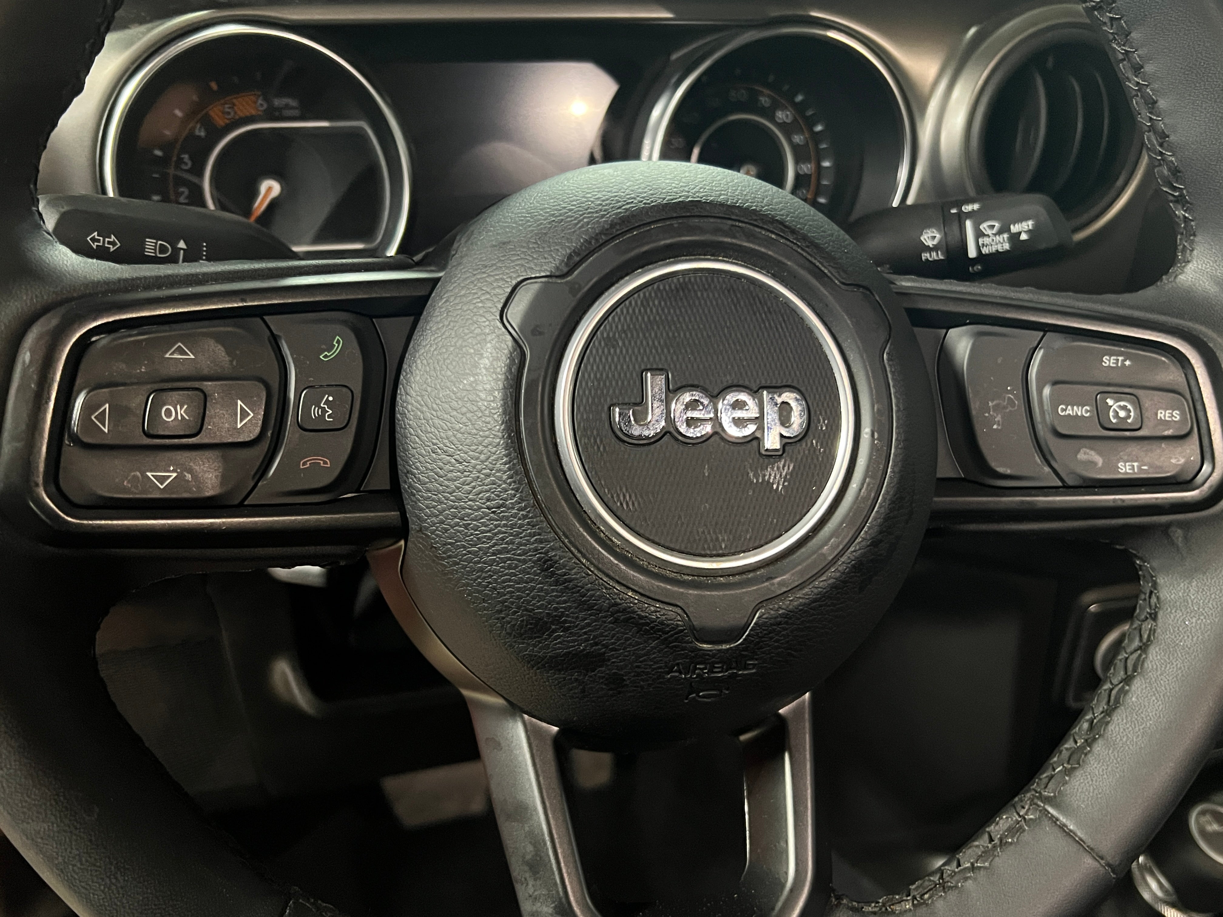 2023 Jeep Gladiator Willys 4