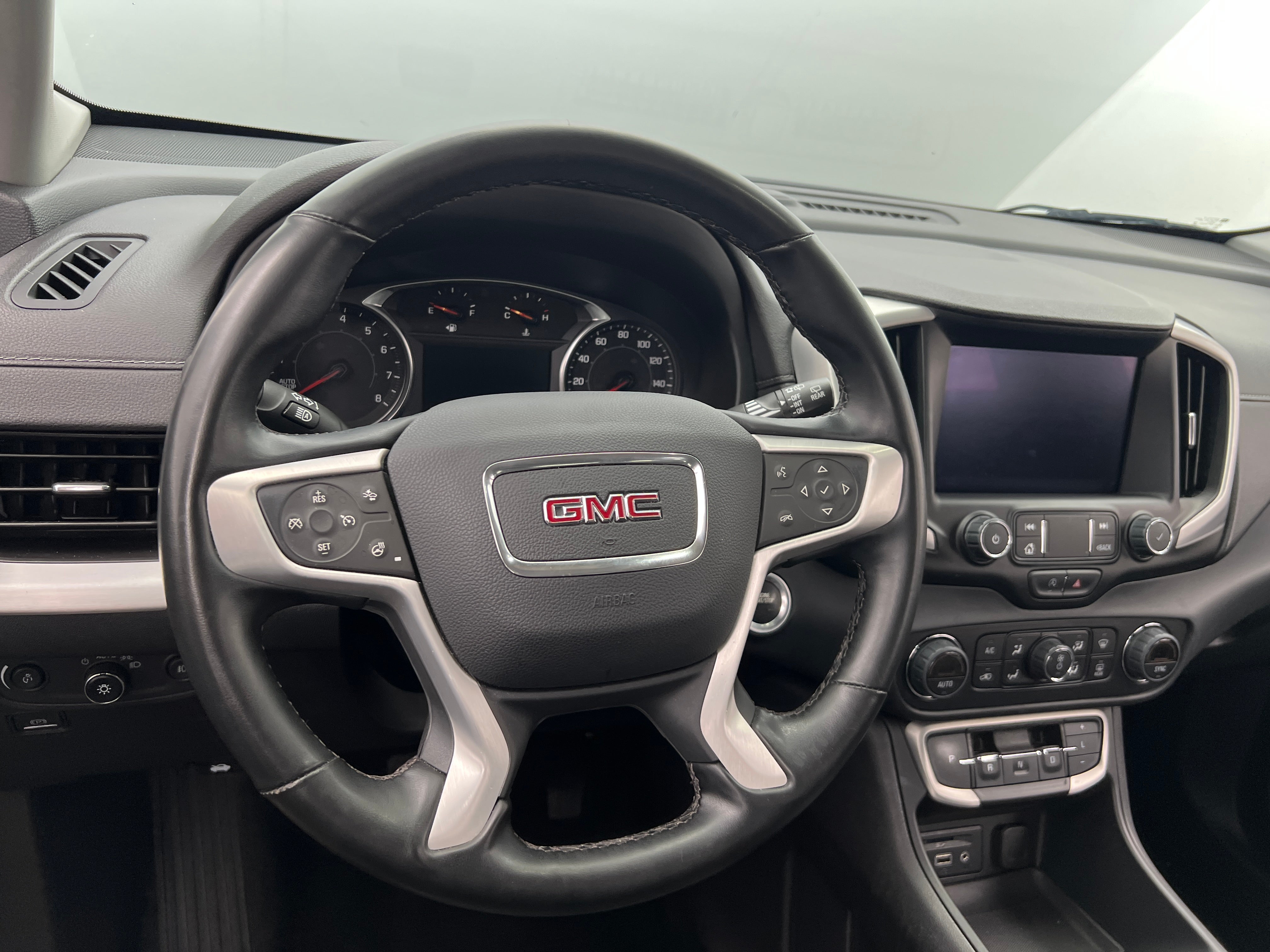 2023 GMC Terrain SLT 4