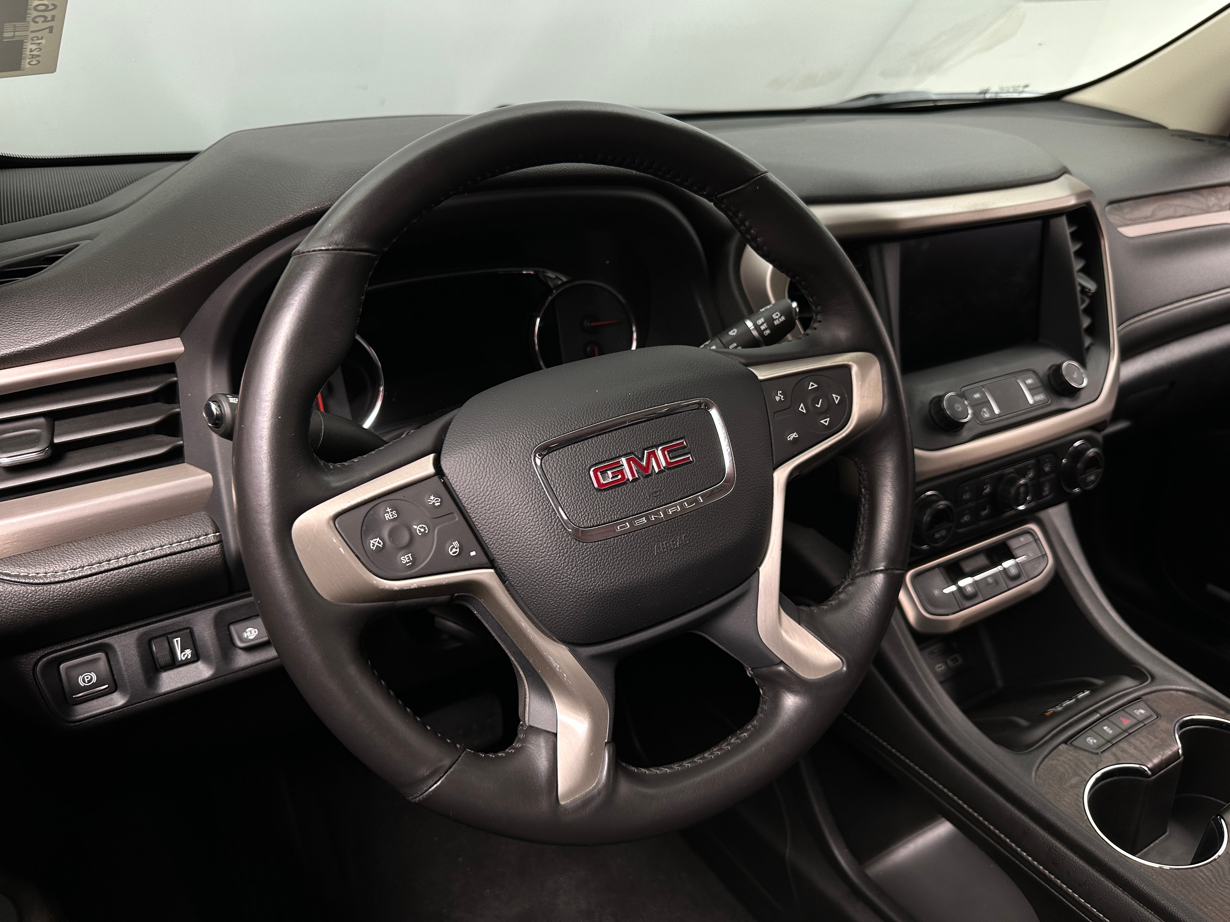2021 GMC Acadia Denali 4