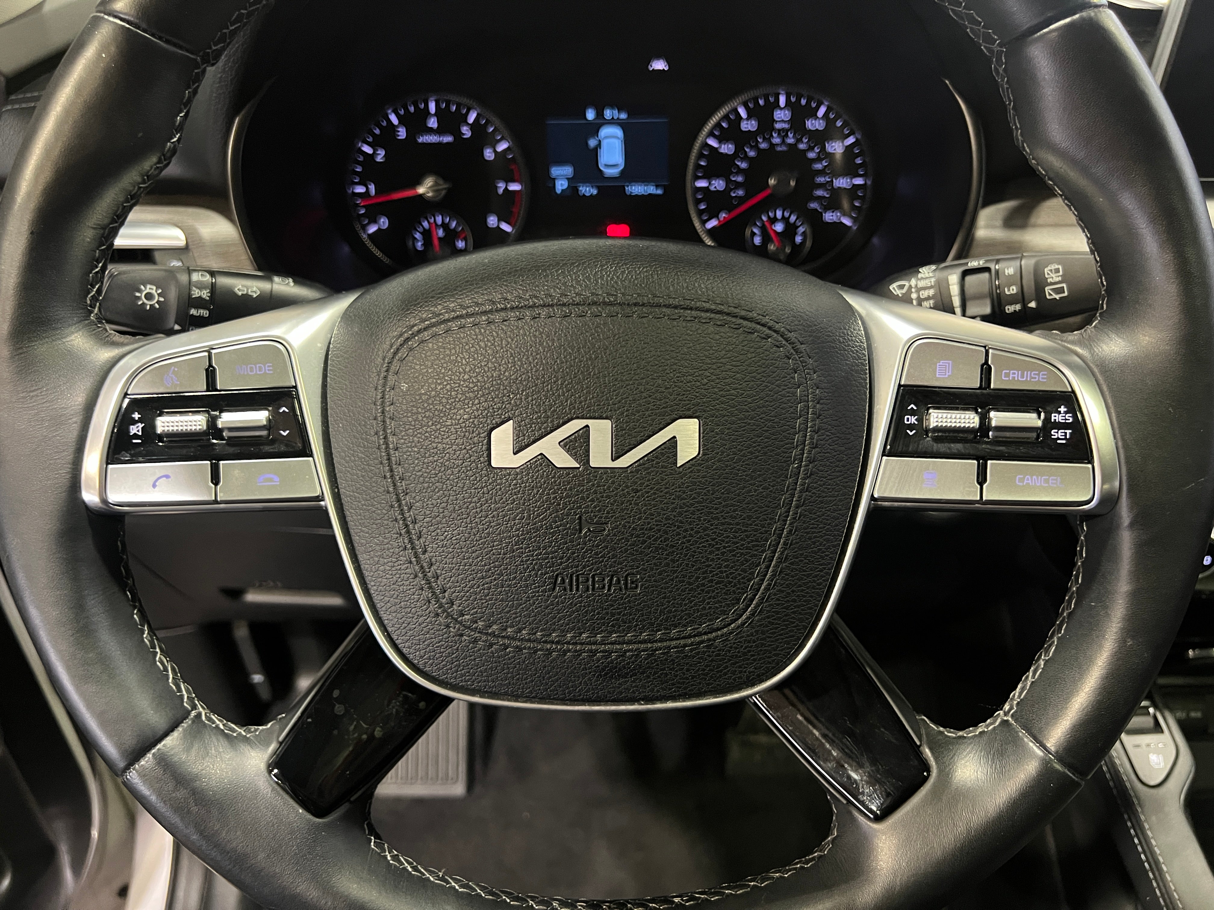 2022 Kia Telluride EX 4
