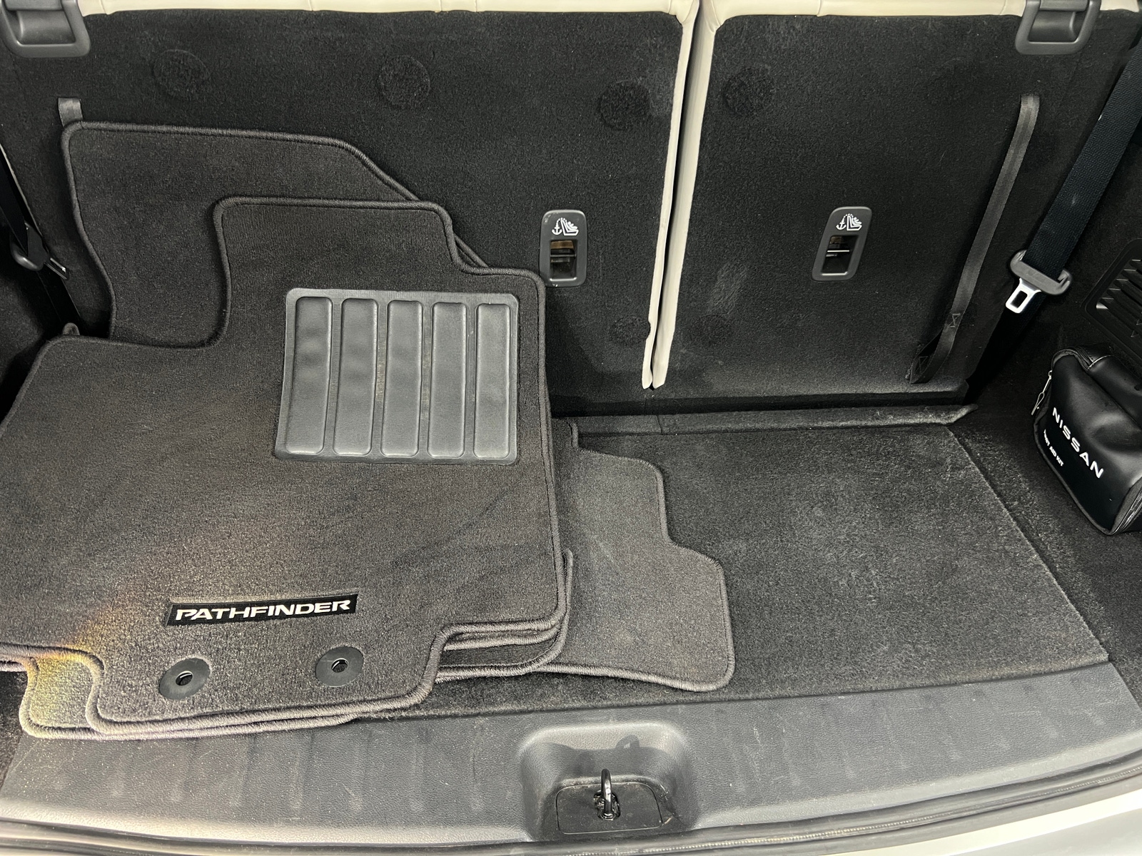 Thumbnail: 2022 Nissan Pathfinder - 6