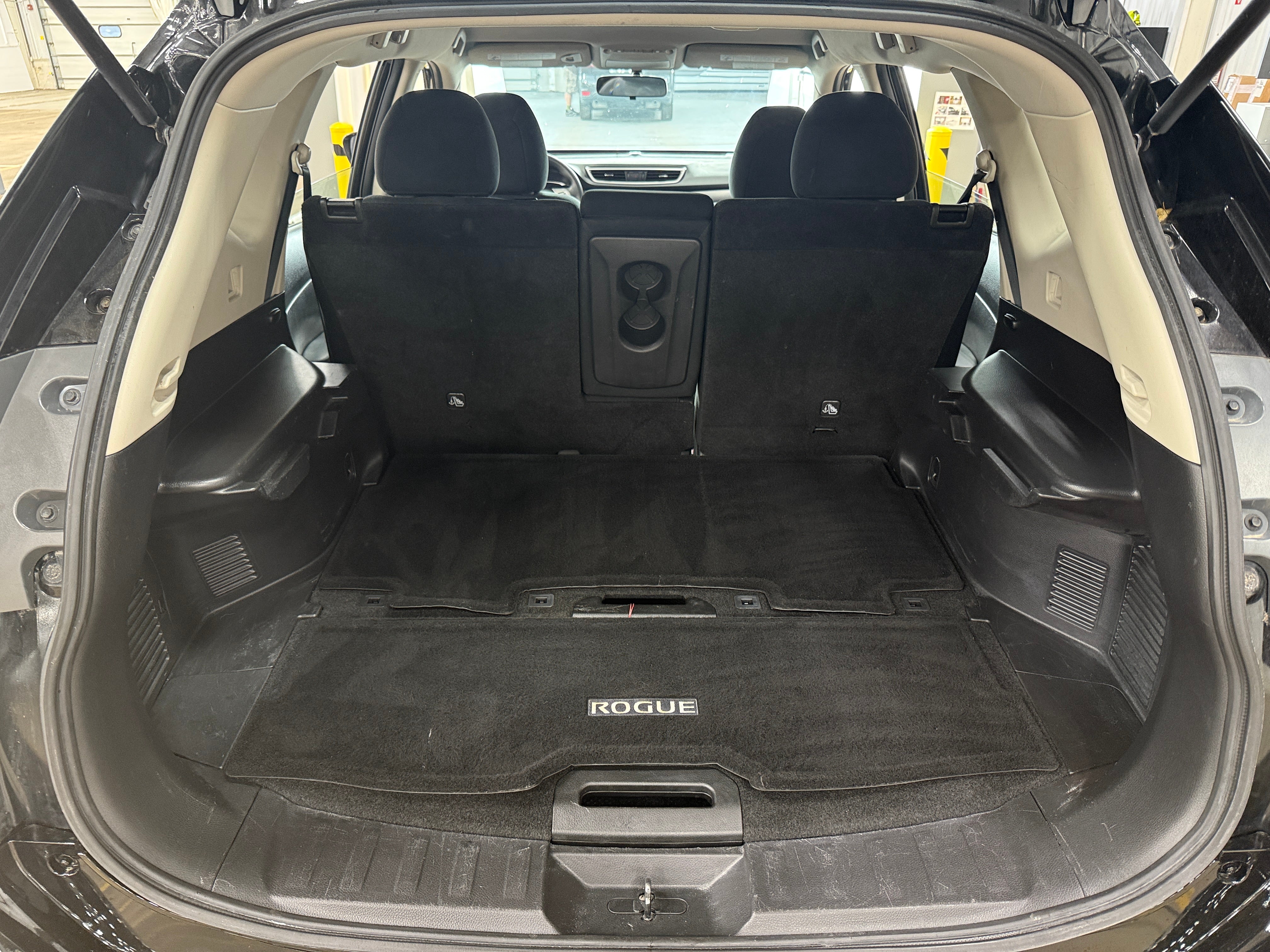 2016 Nissan Rogue S 7