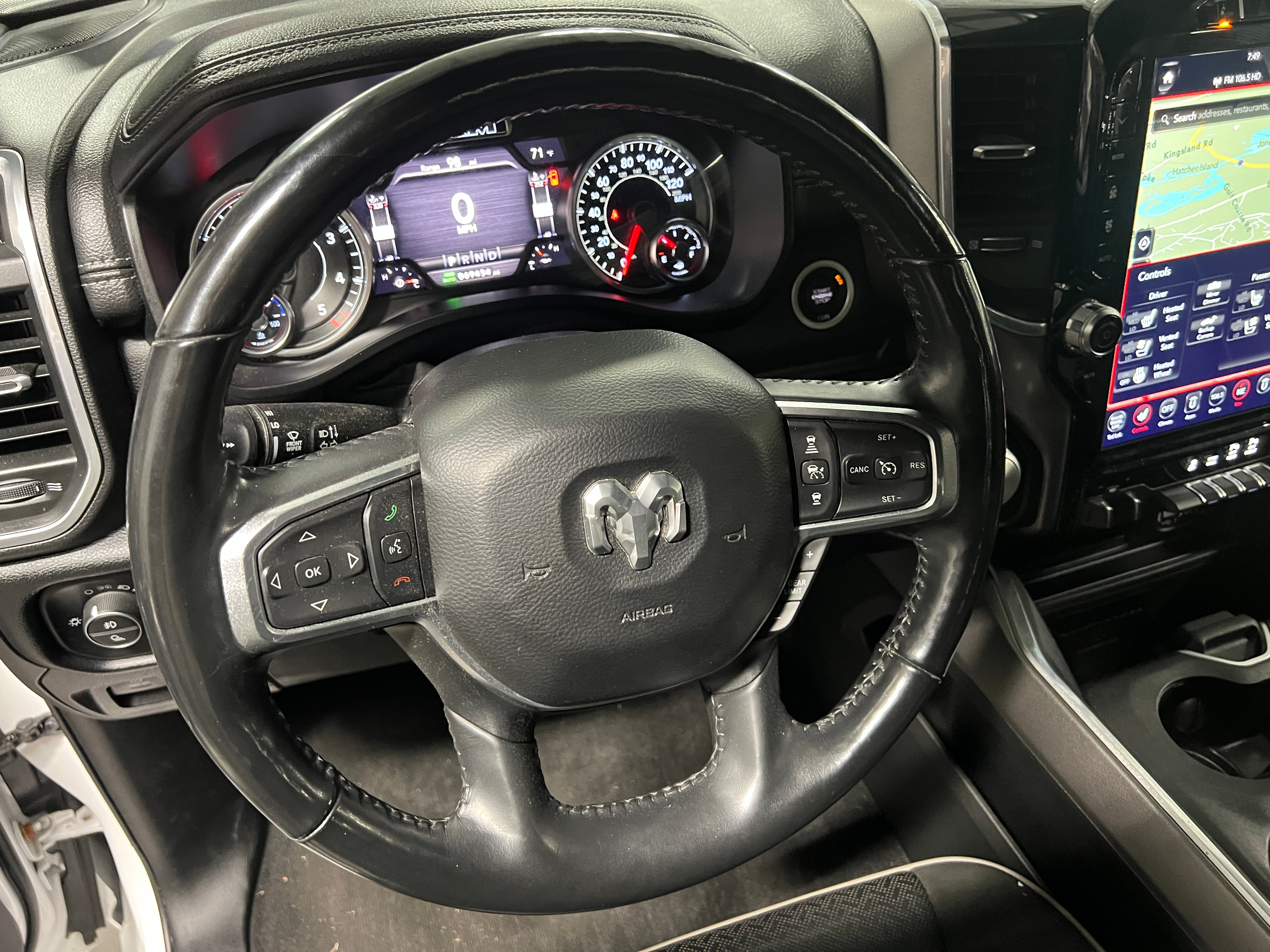 2020 RAM 1500 Laramie 4