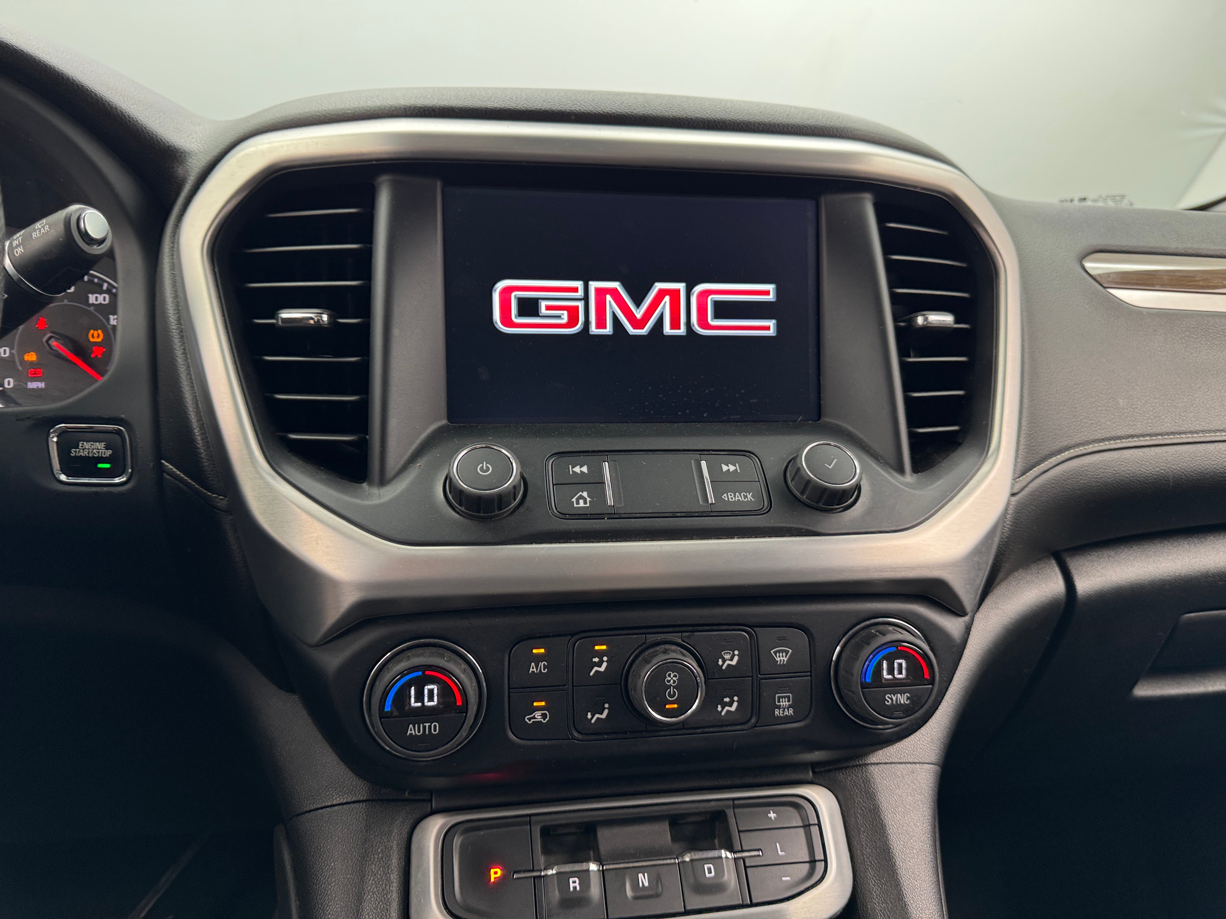 2021 GMC Acadia SLE 4