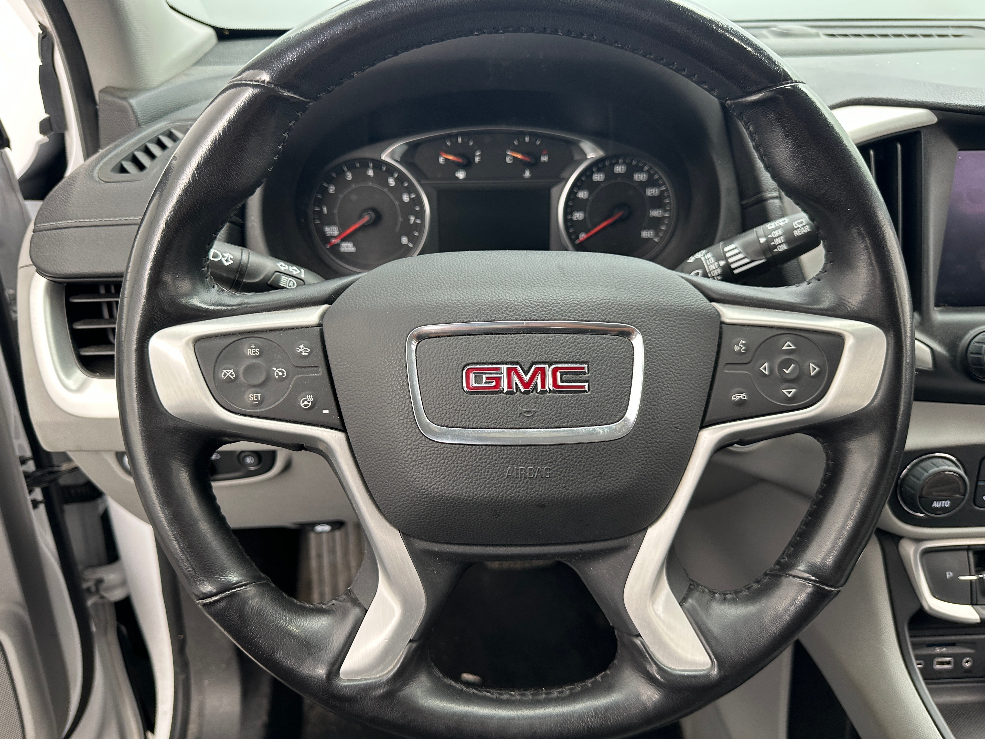2022 GMC Terrain SLT 4