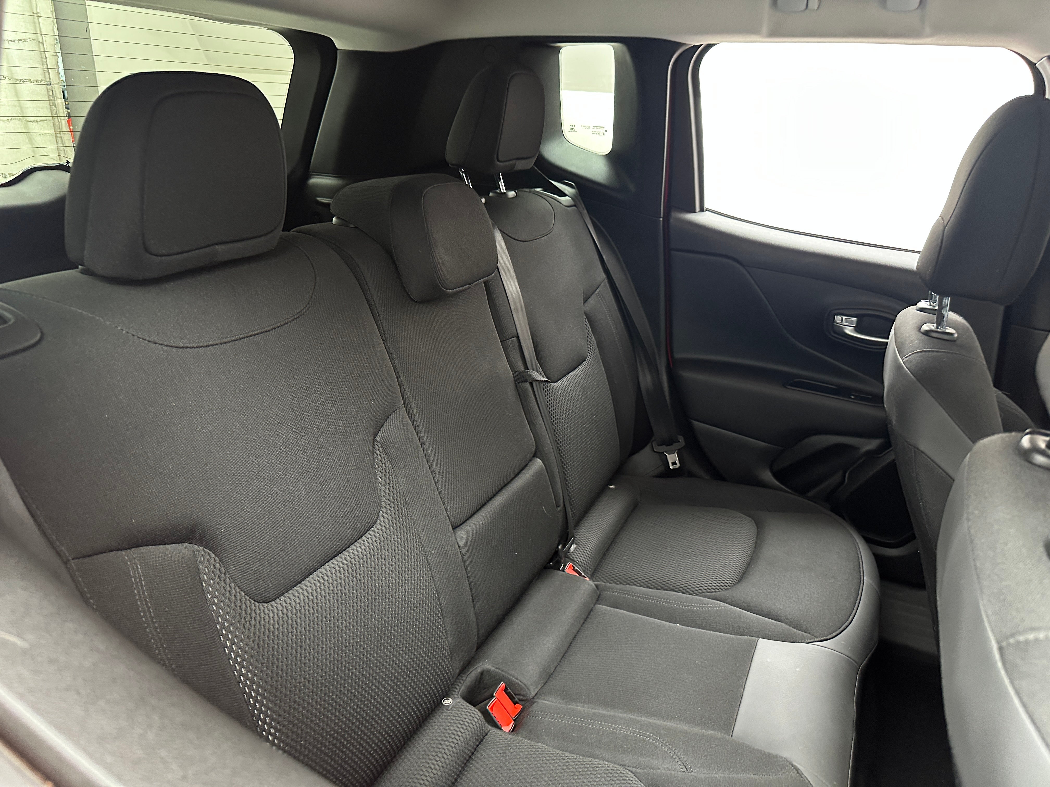 2020 Jeep Renegade Altitude 6