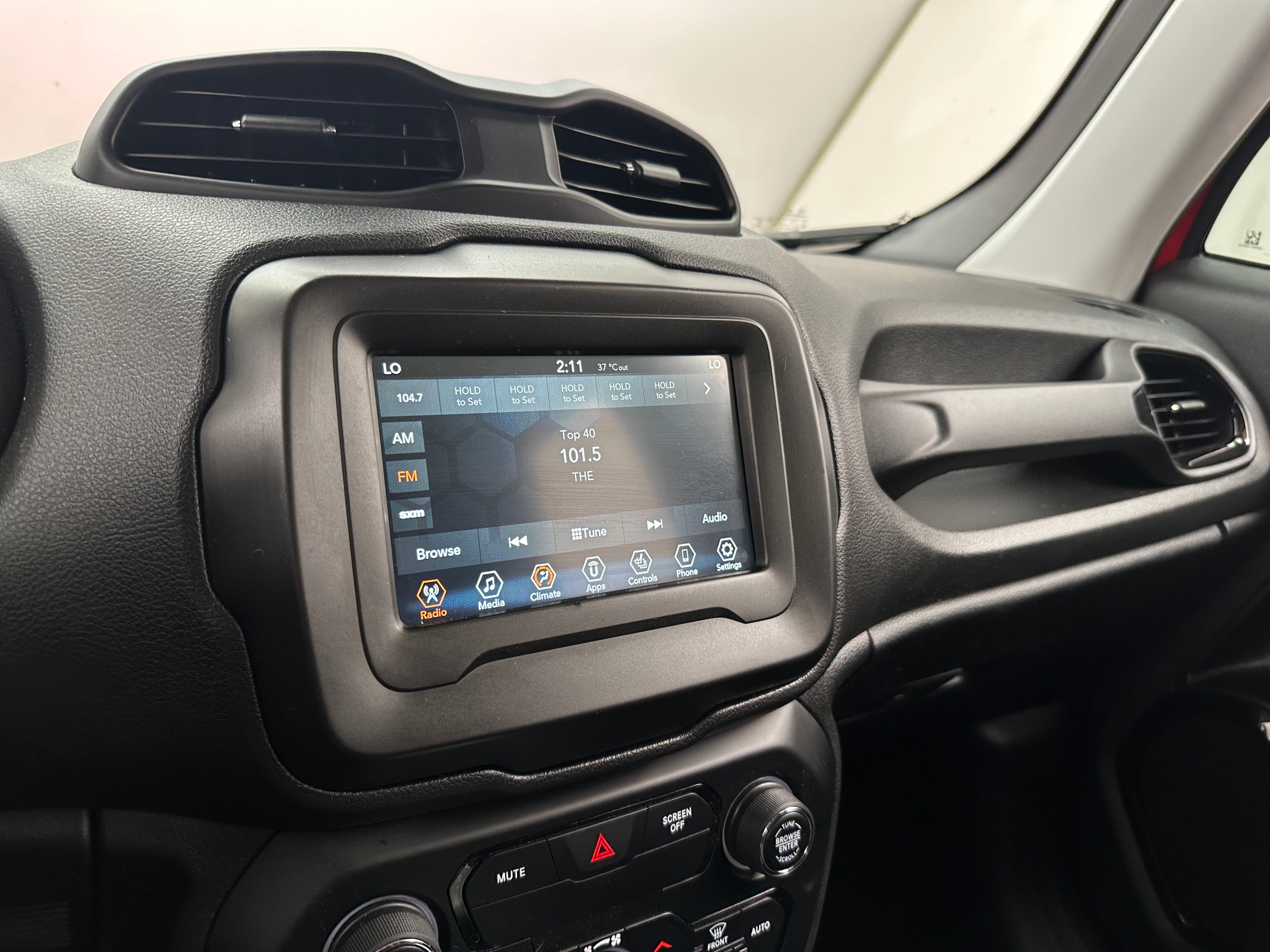 2020 Jeep Renegade Altitude 4