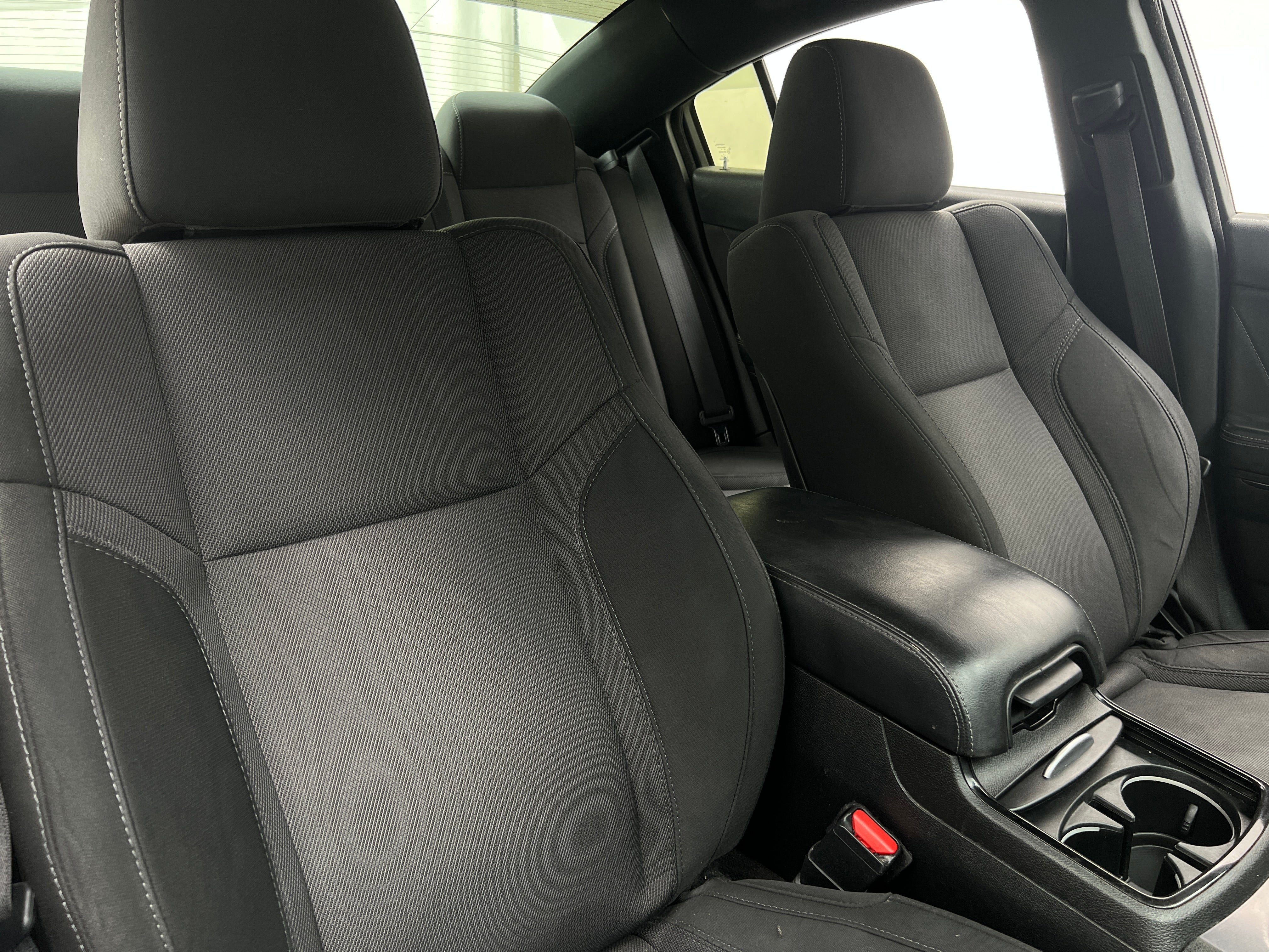 2019 Dodge Charger SXT 2