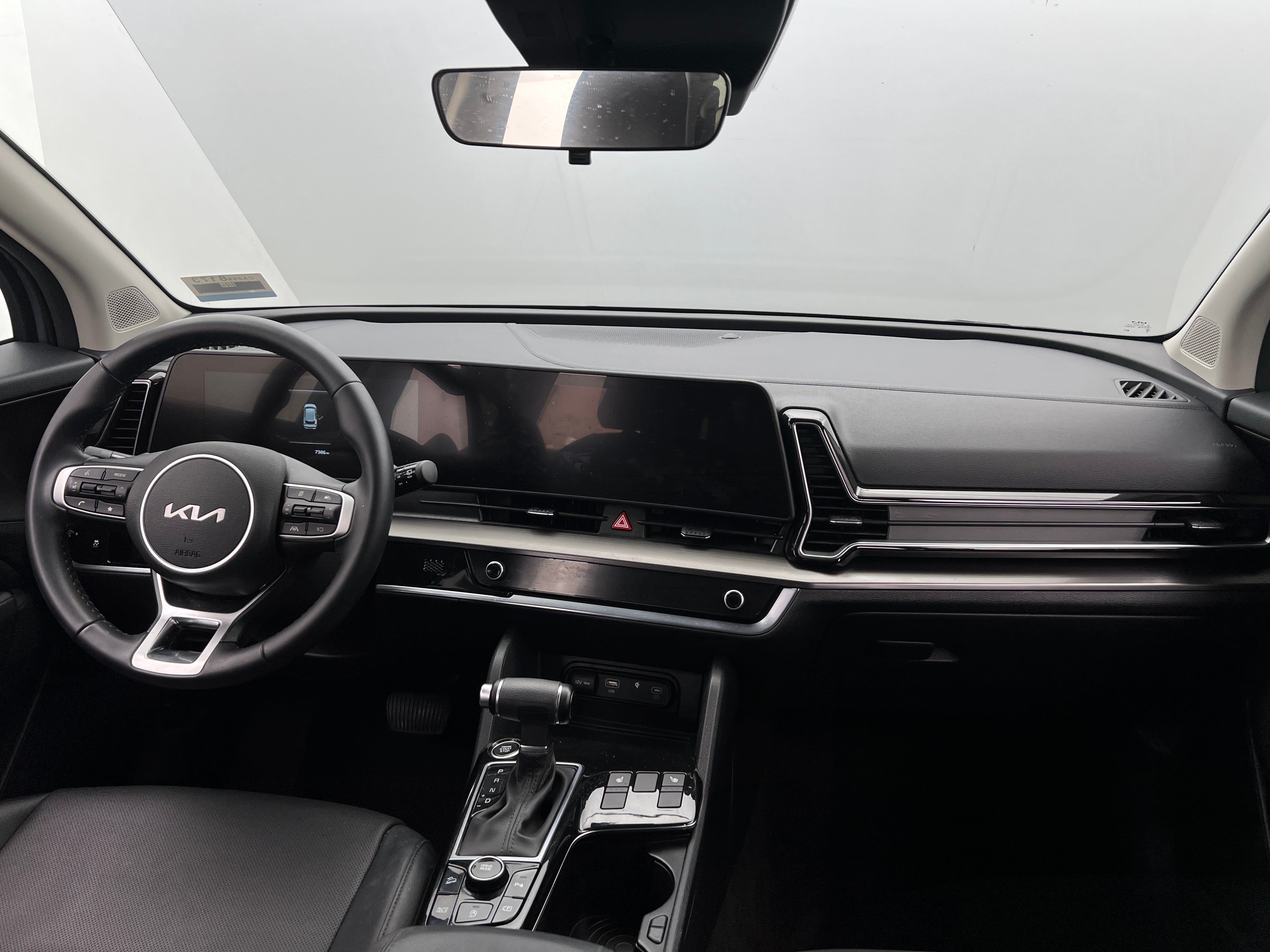 2023 Kia Sportage EX 2