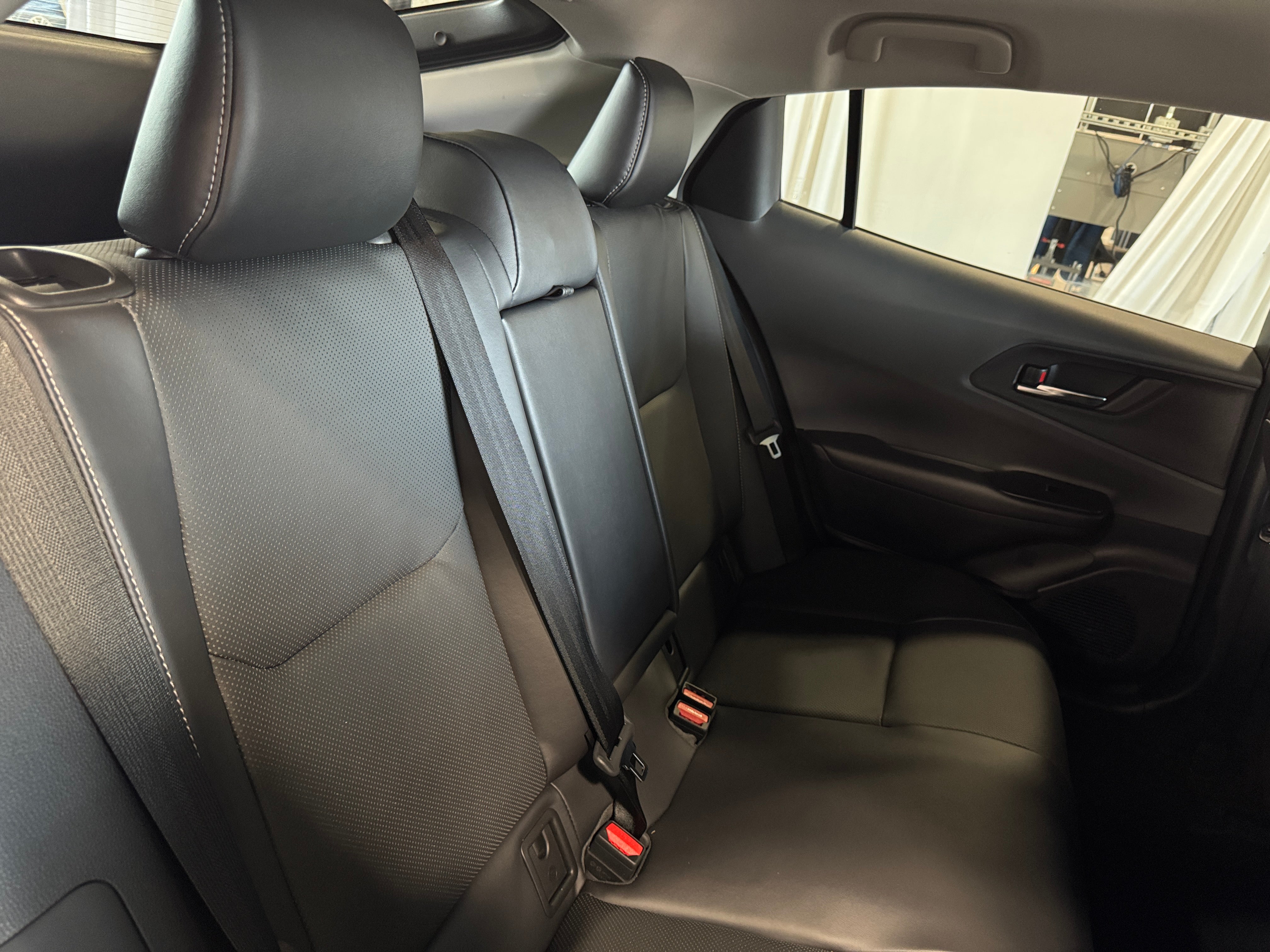 2023 Toyota Prius XLE 5