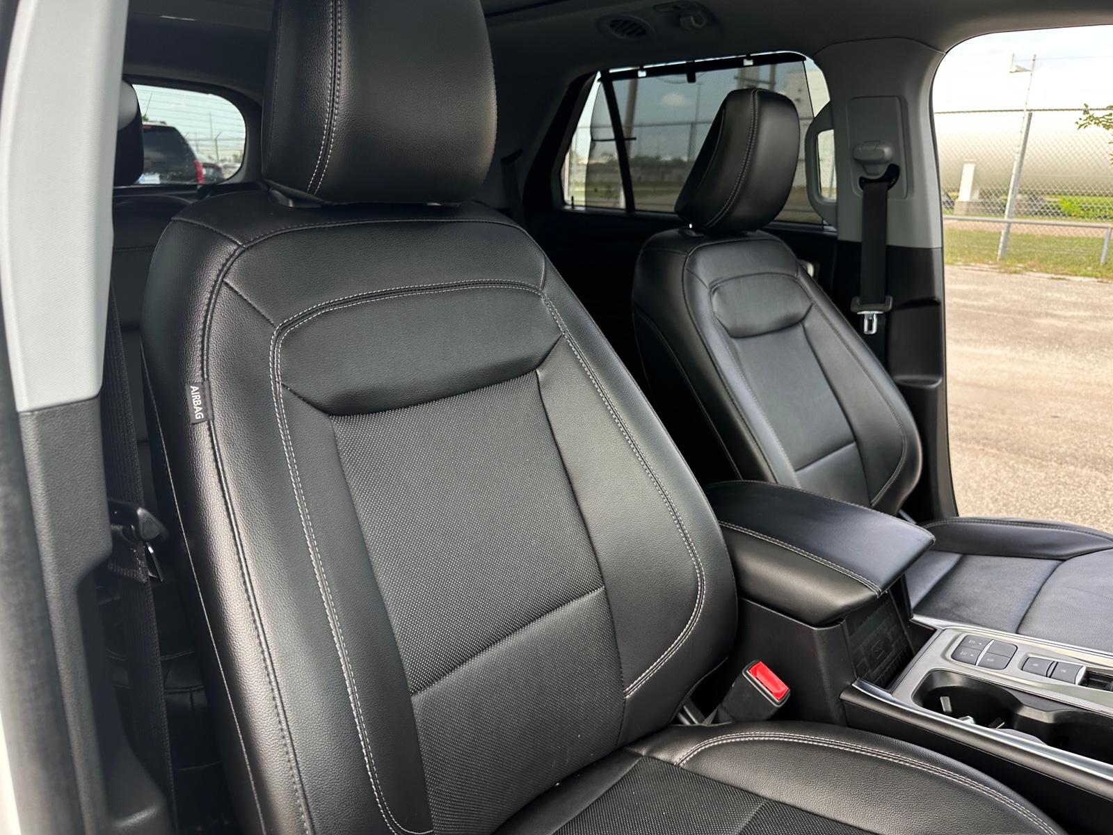 Thumbnail: 2022 Ford Explorer - 2