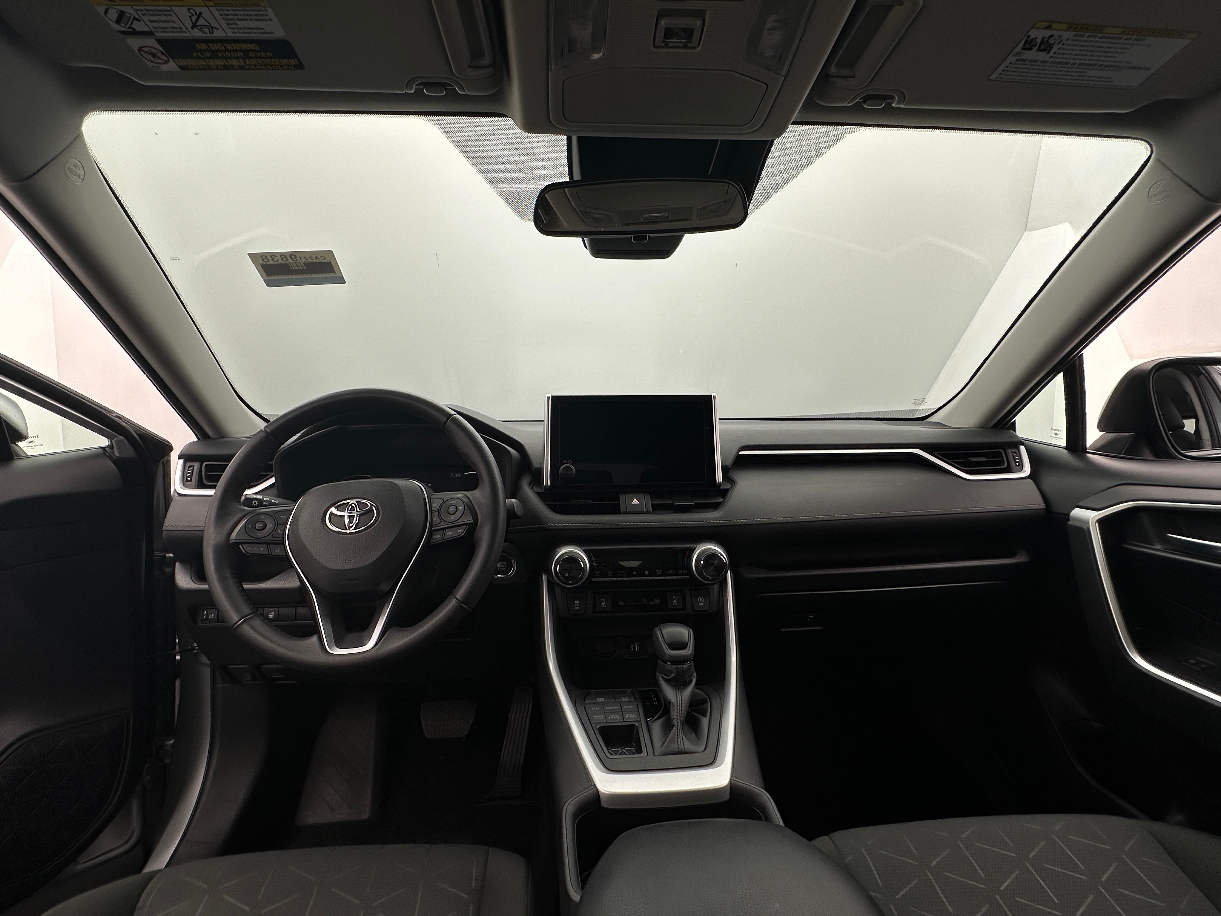 2024 Toyota RAV4 XLE 3