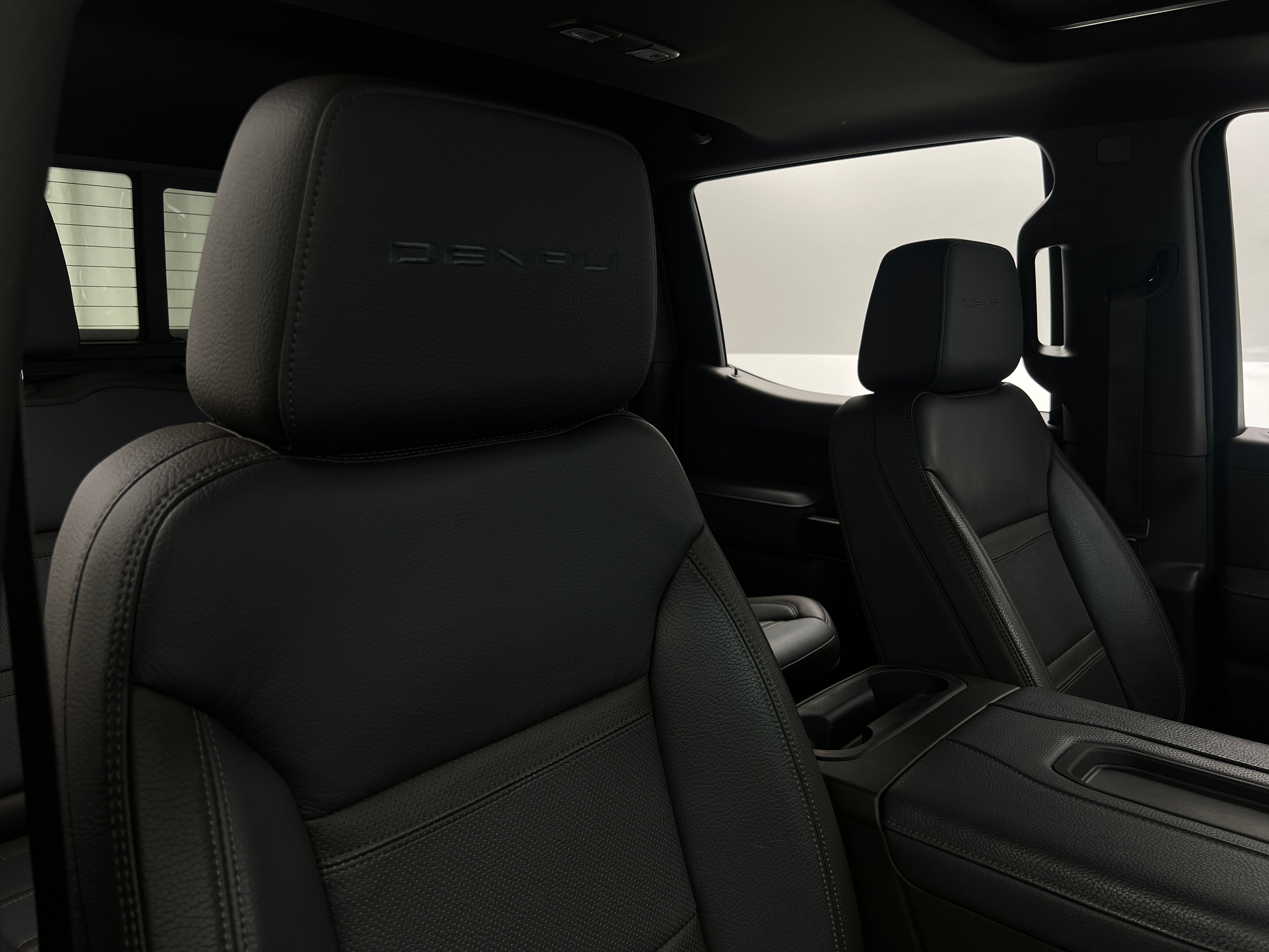 2020 GMC Sierra 1500 Denali 2