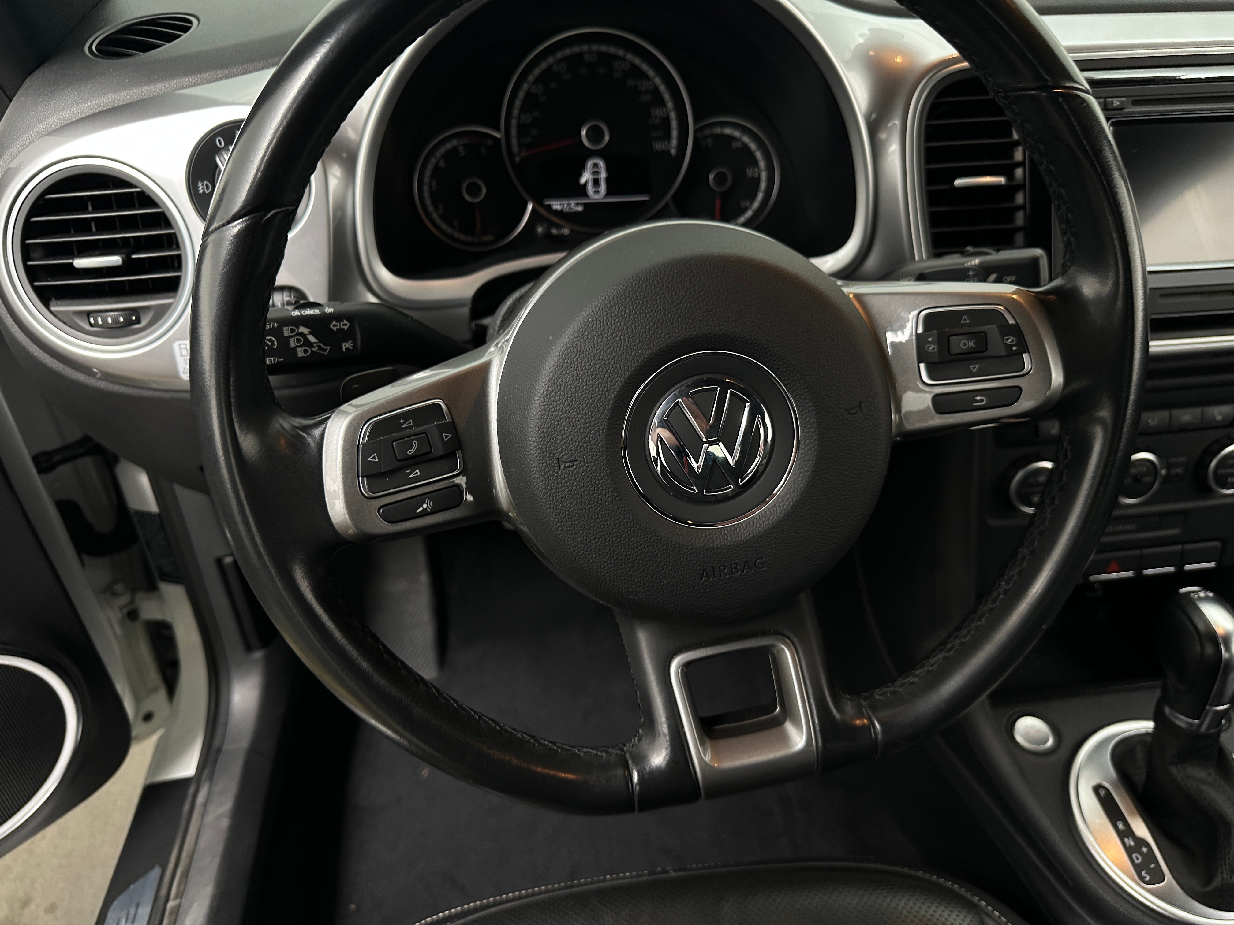 2014 Volkswagen Beetle  5