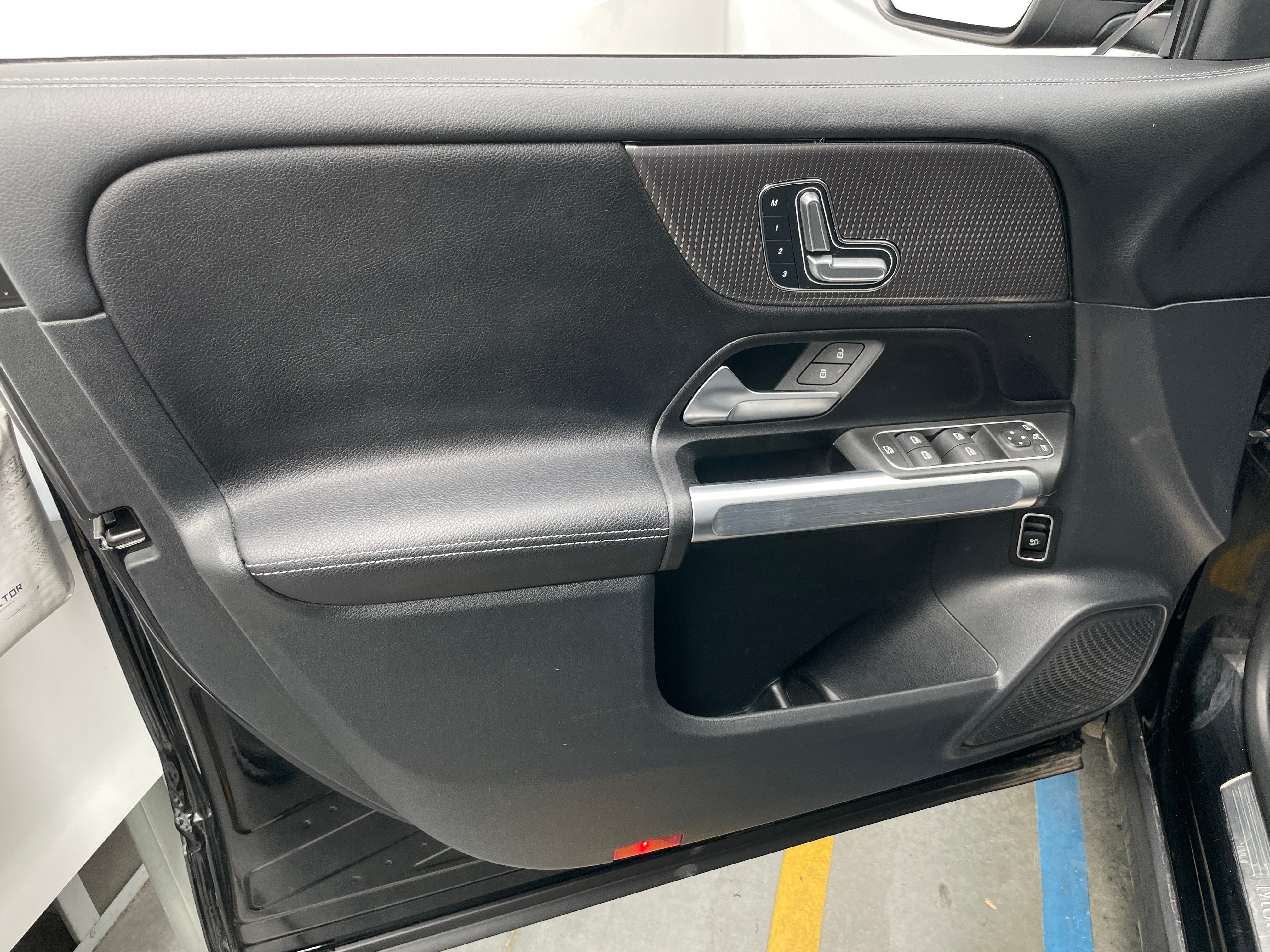 2023 Mercedes-Benz GLB