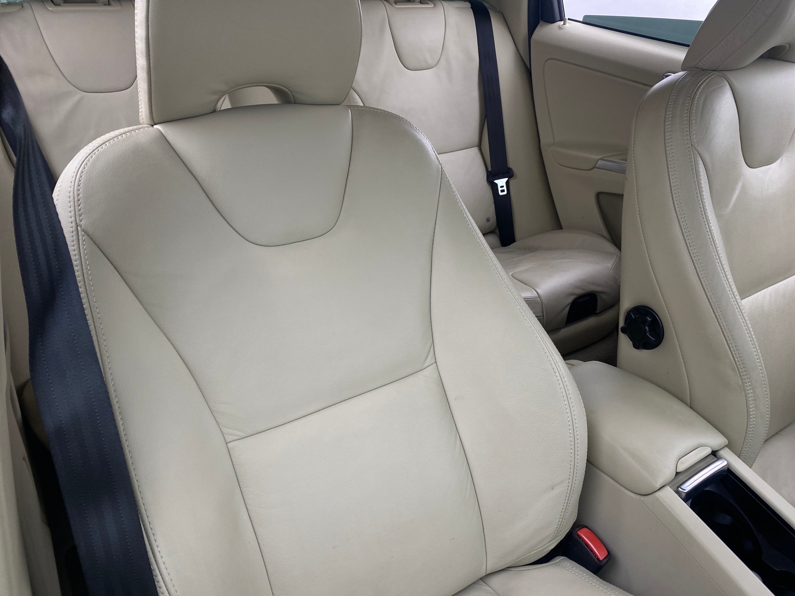 Thumbnail: 2013 Volvo XC60 - 2
