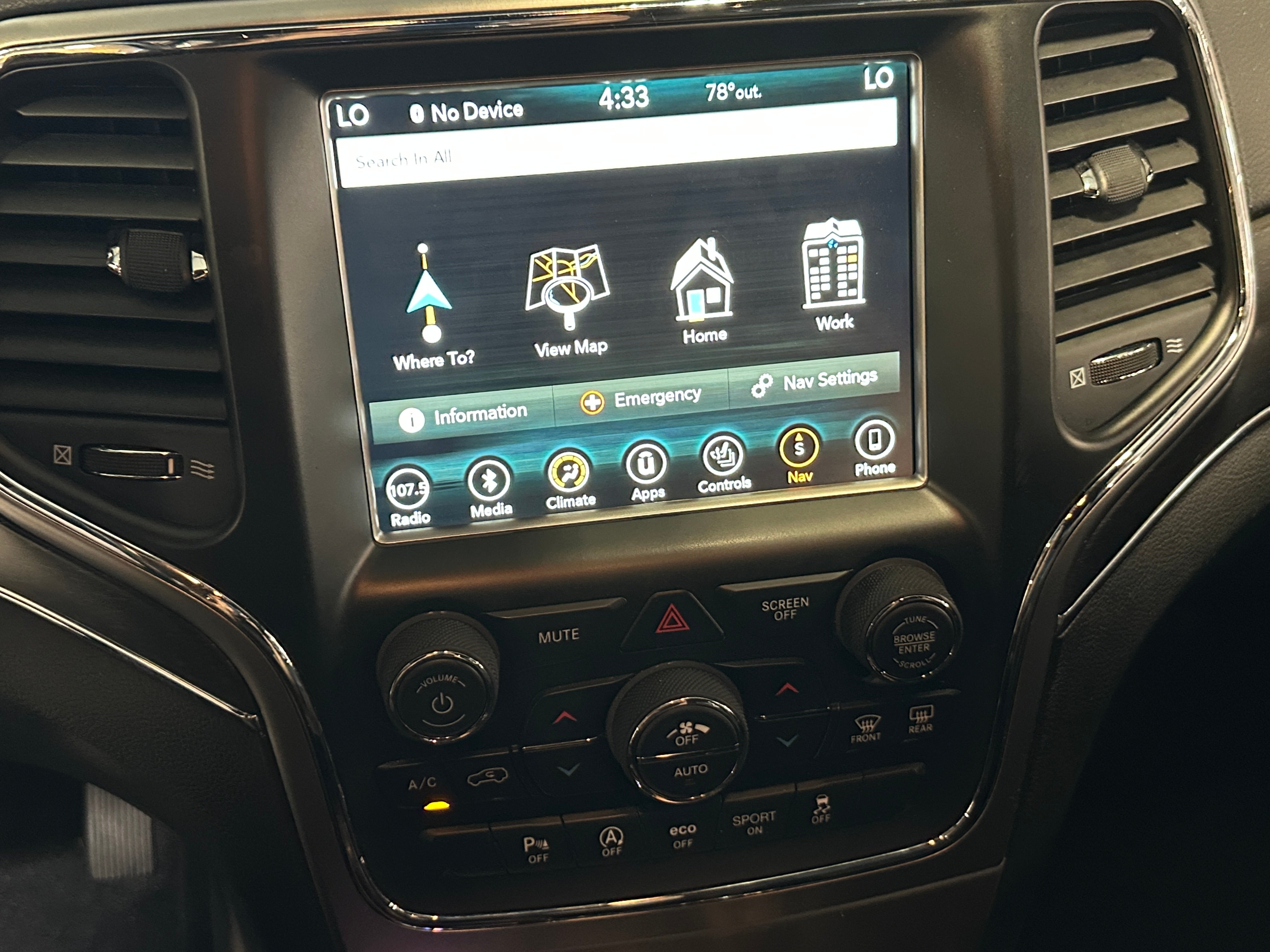 2018 Jeep Grand Cherokee Limited Edition 3