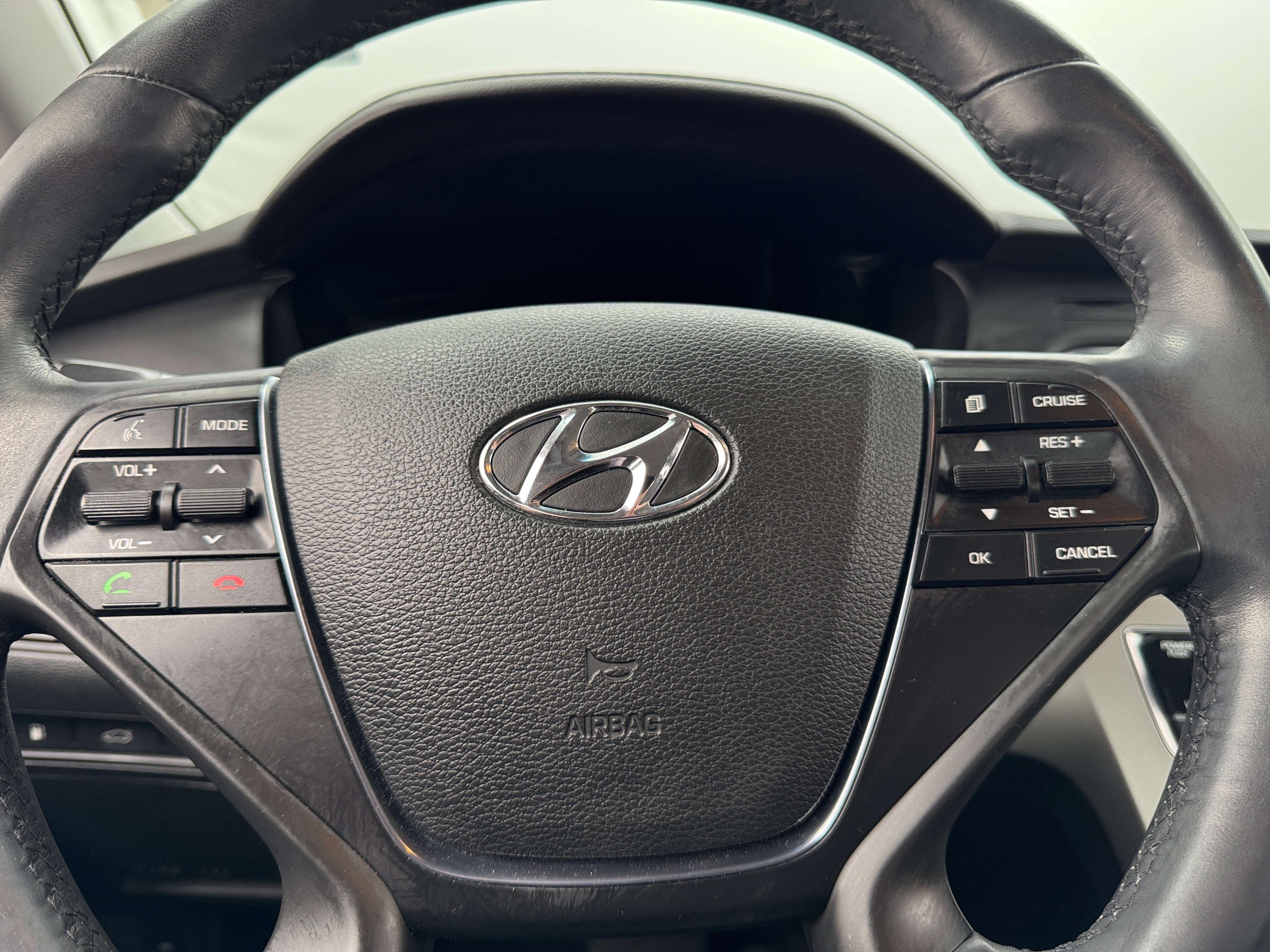 2015 Hyundai Sonata Sport 4