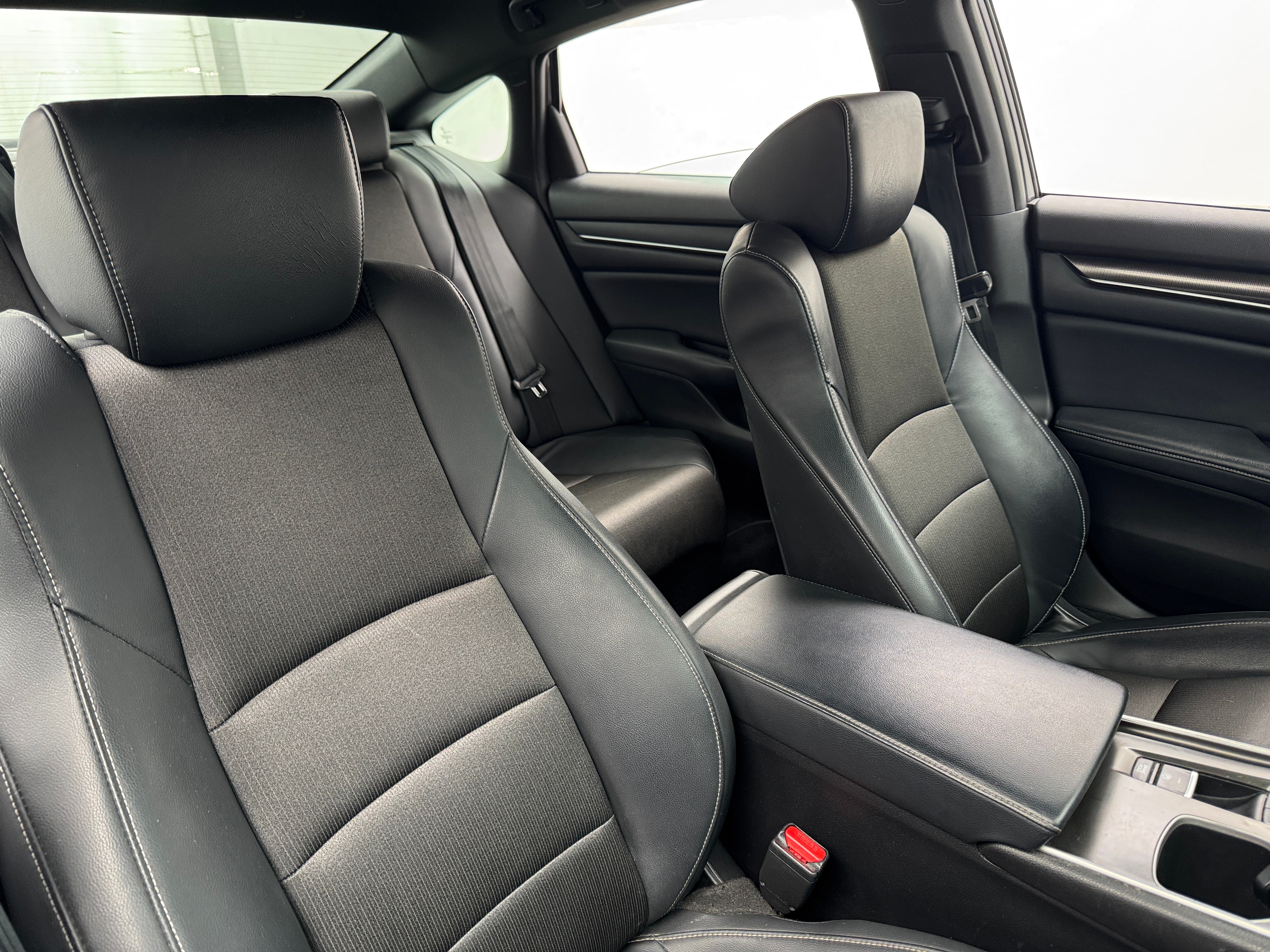 2018 Honda Accord Sport 2