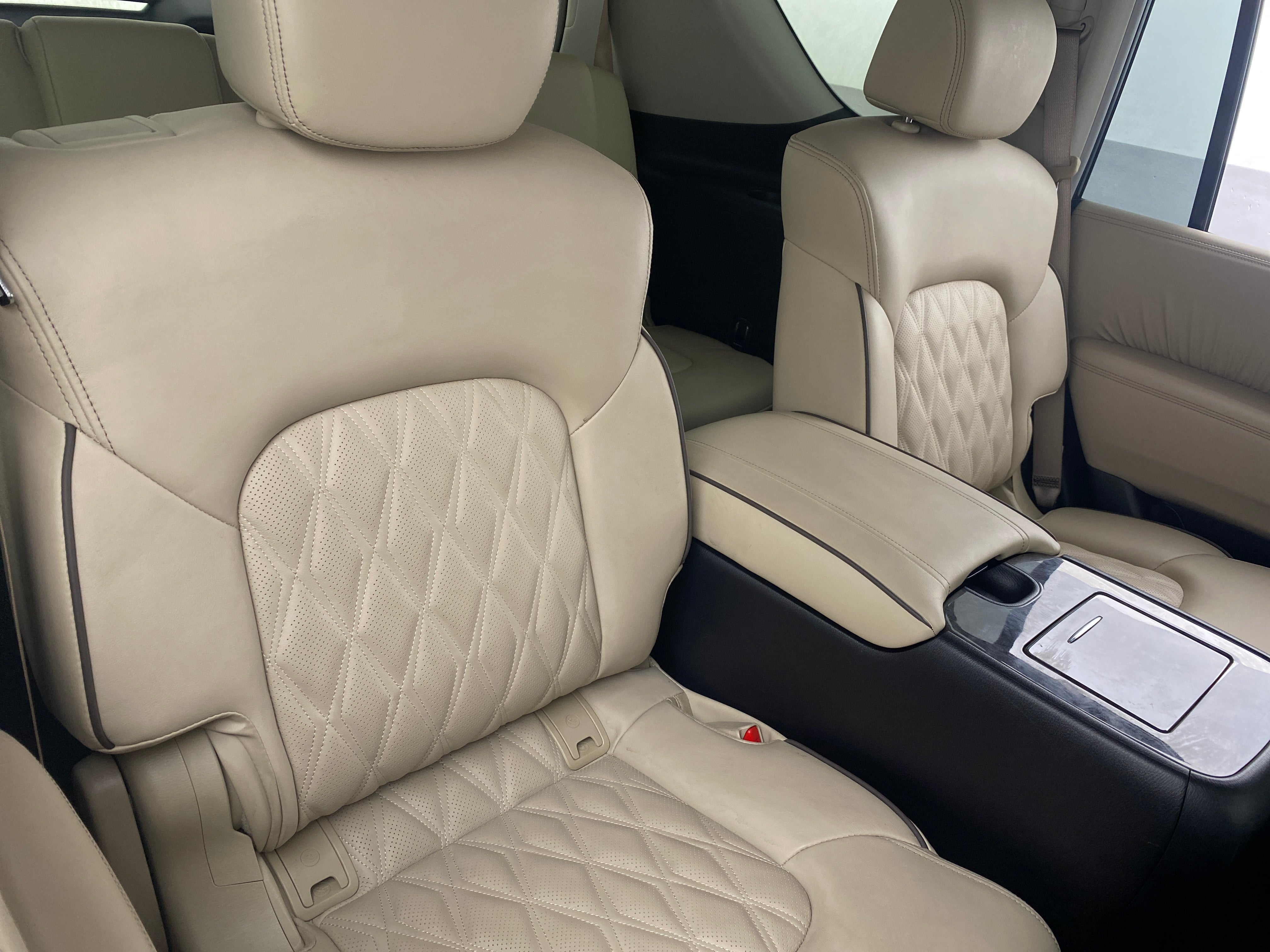 2024 Nissan Armada Platinum Edition 5