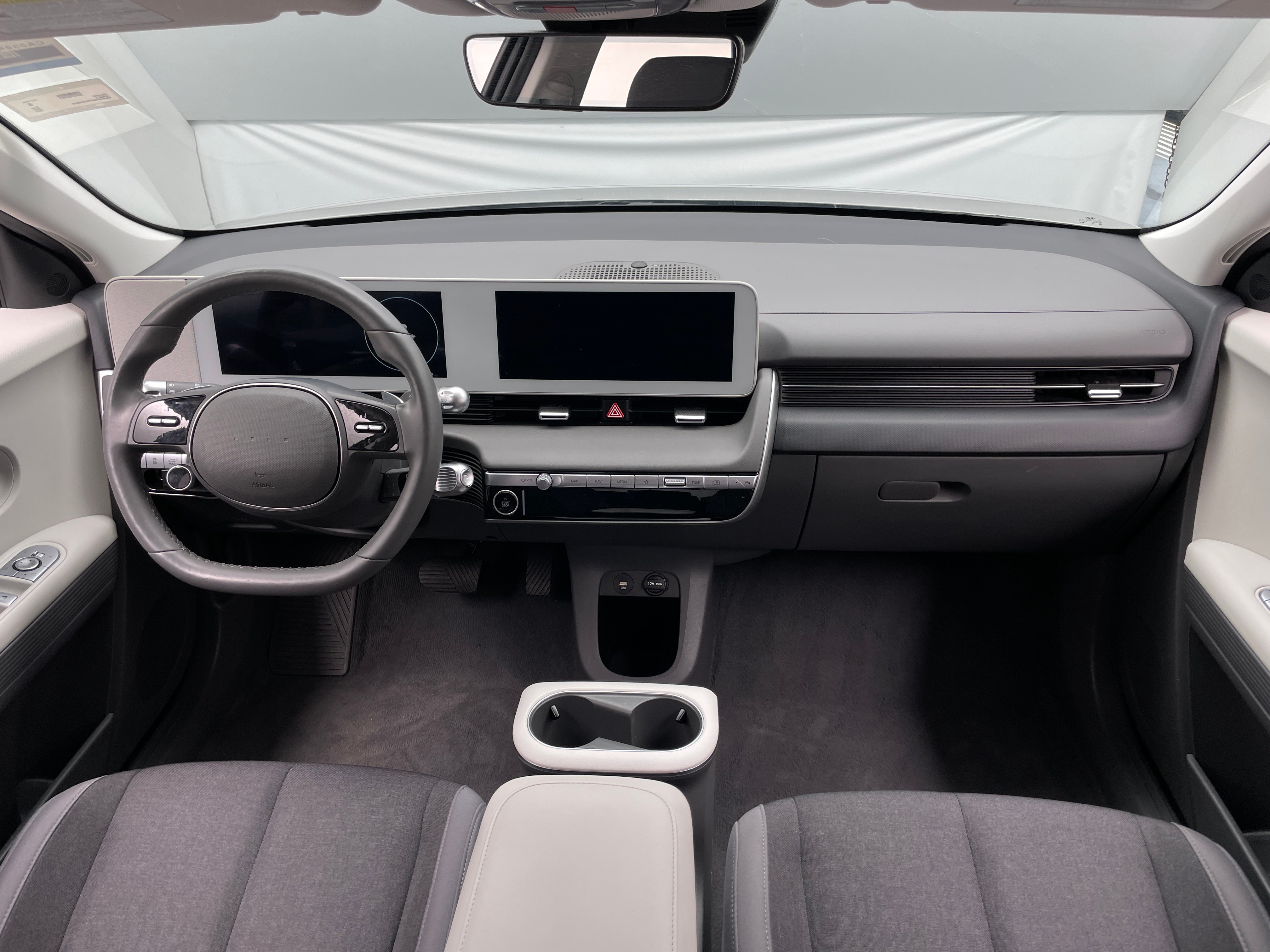 2024 Hyundai Ioniq 5 SEL 3