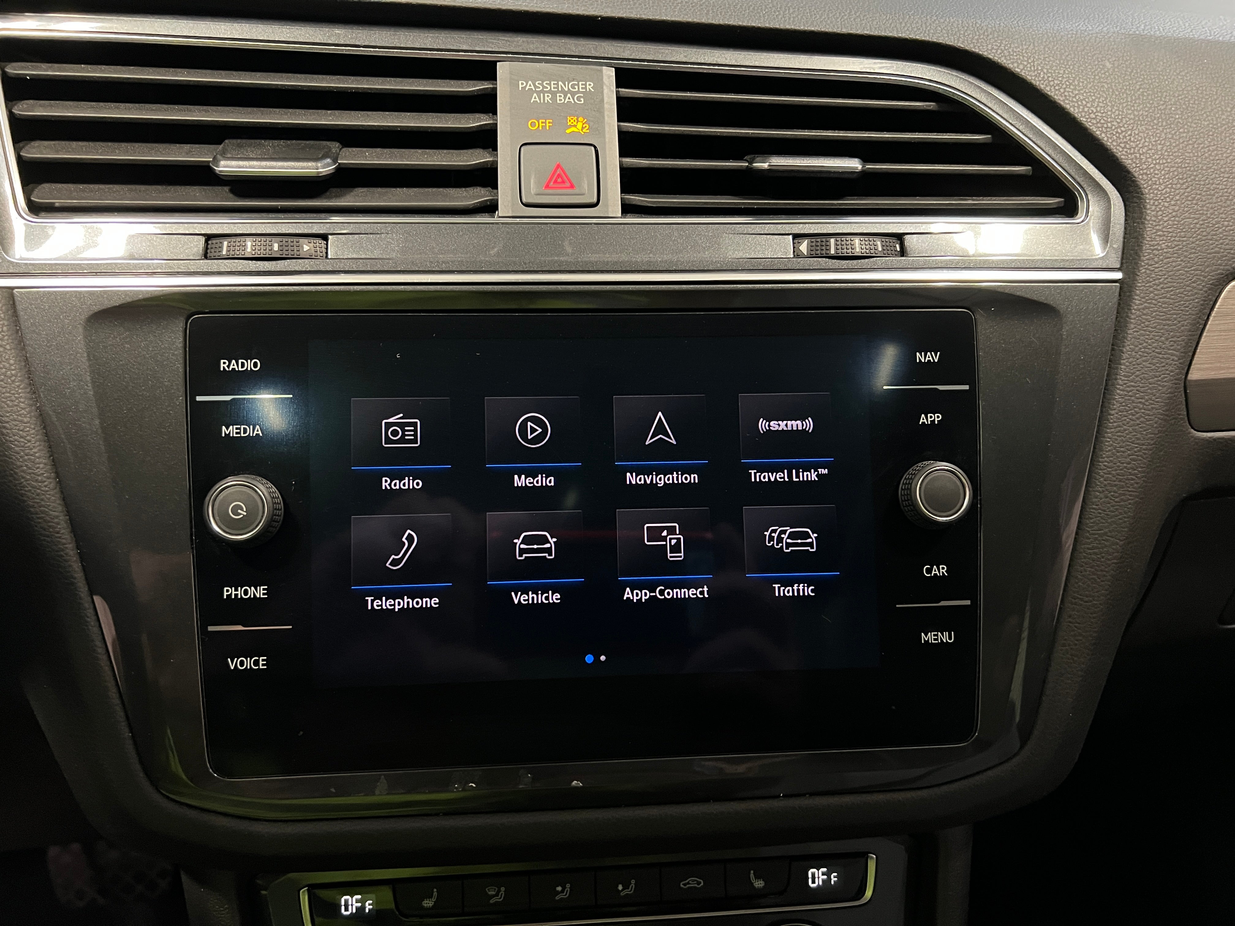 2019 Volkswagen Tiguan SEL 3