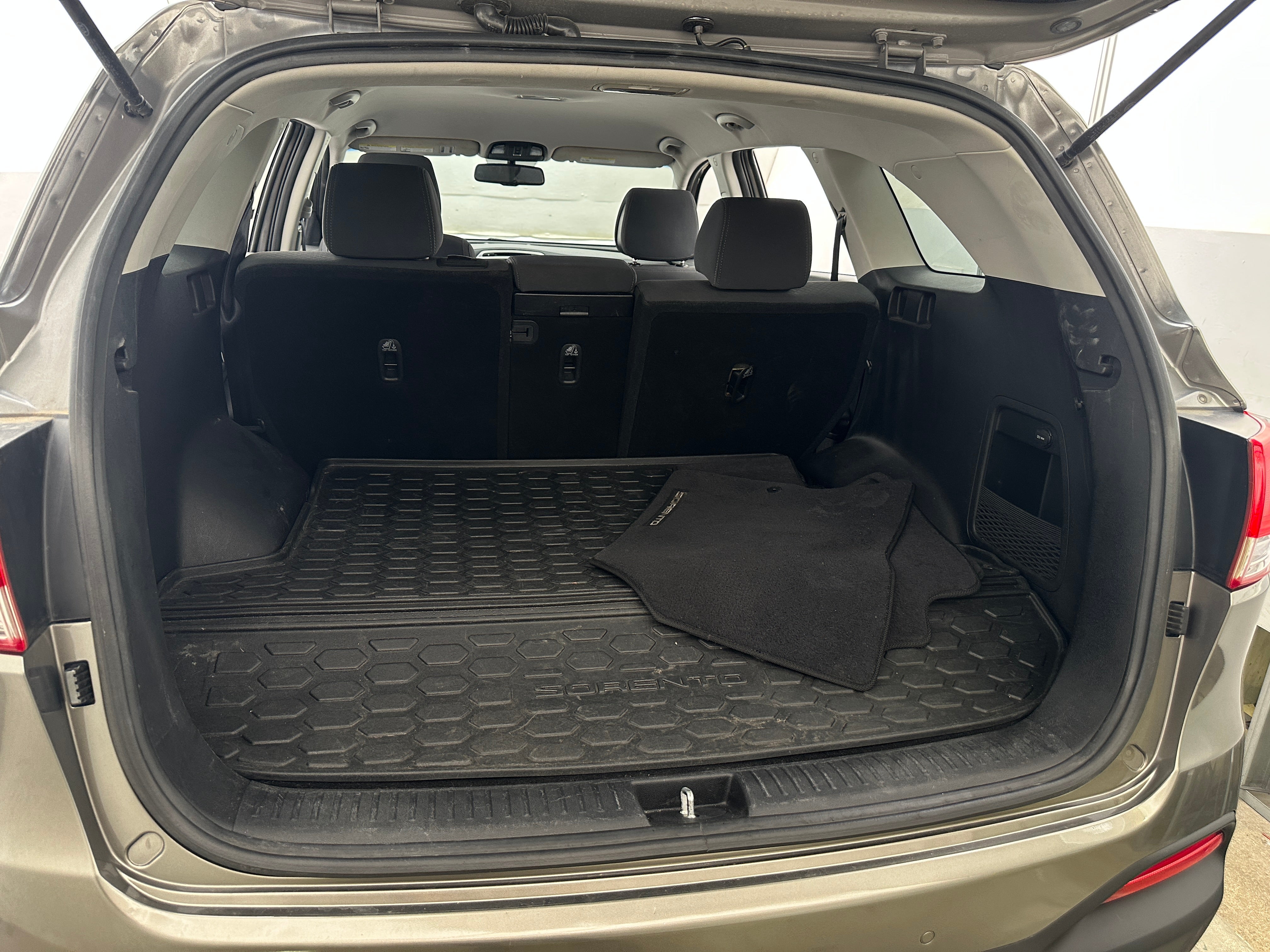 2016 Kia Sorento LX 7