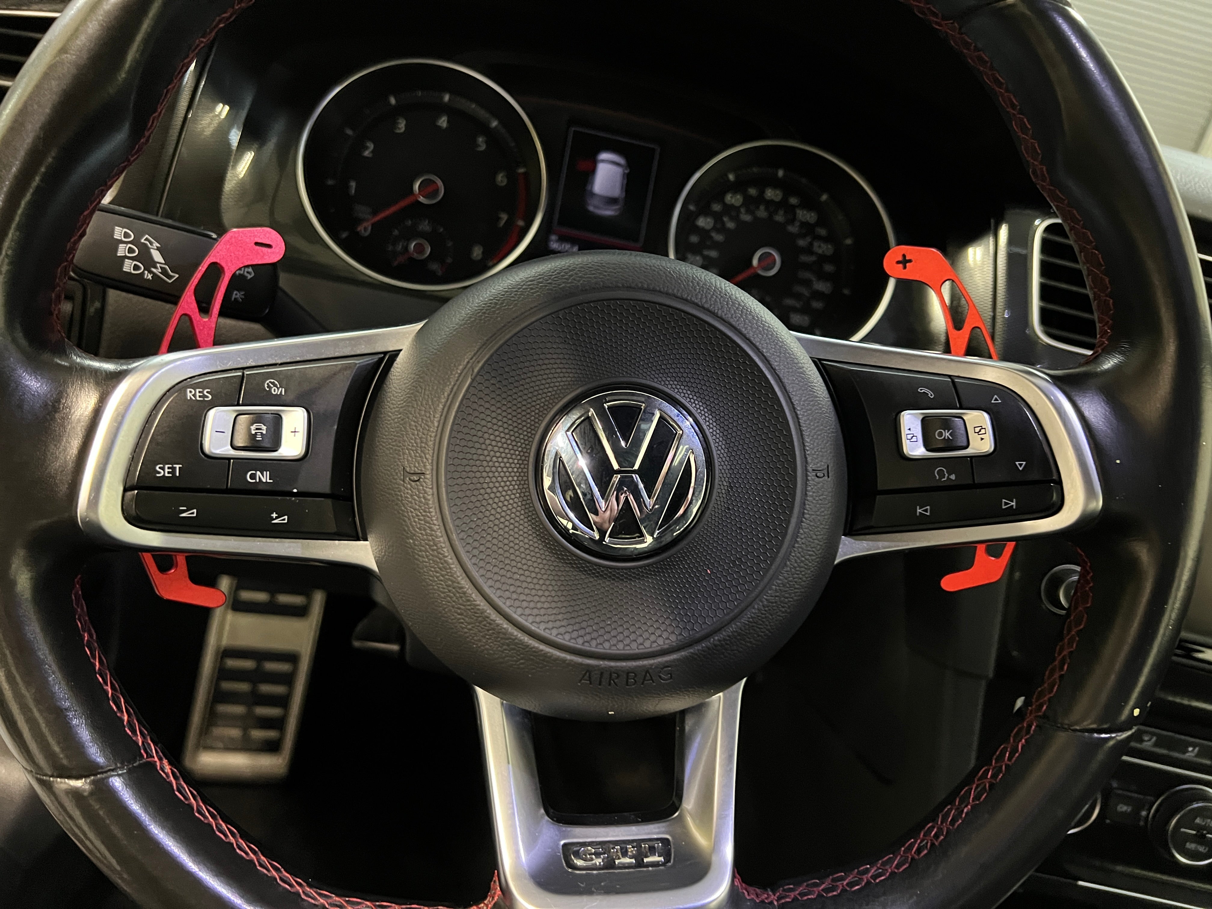 2017 Volkswagen Golf GTI Autobahn 5