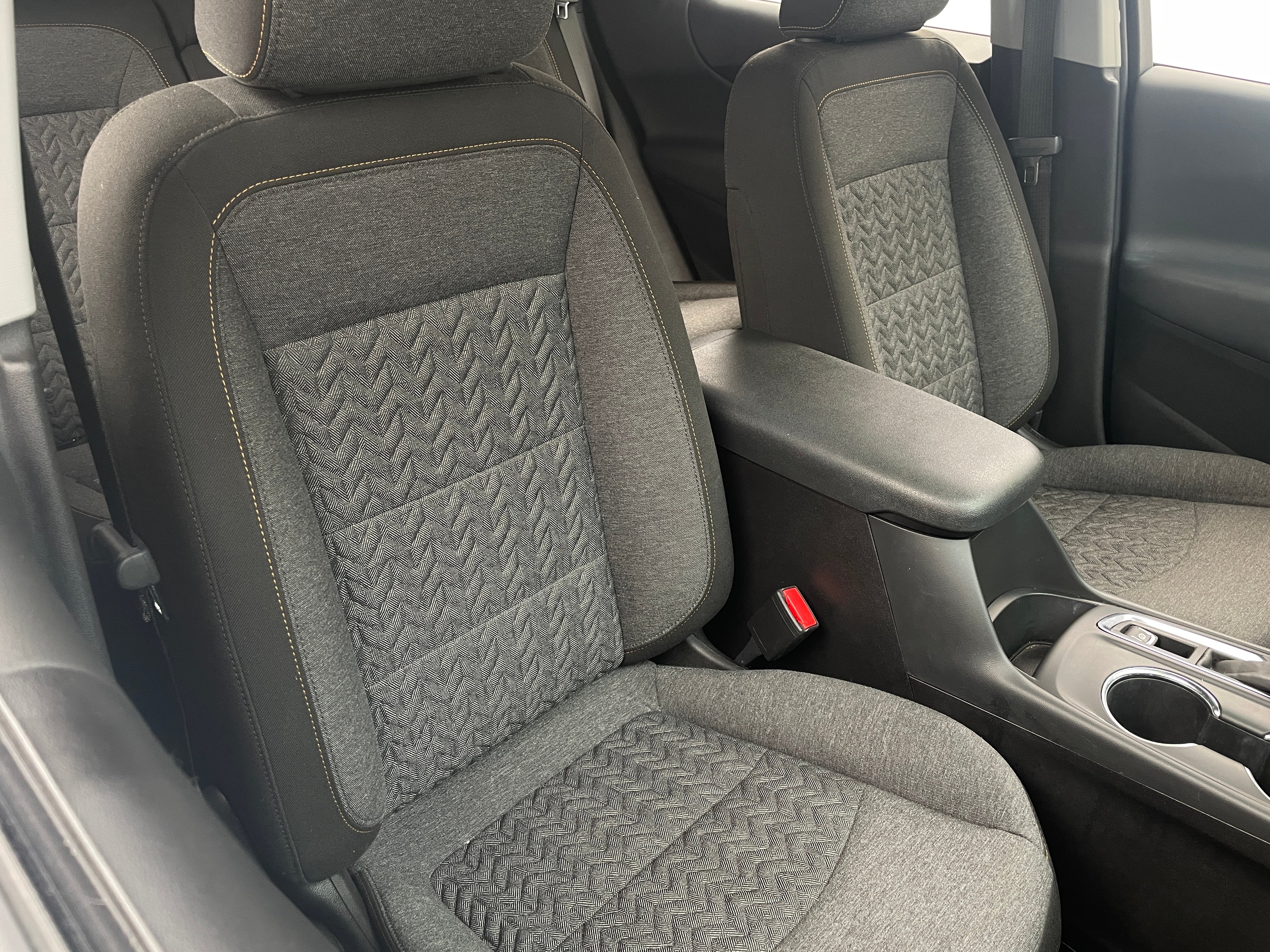 2022 Chevrolet Equinox LT 2