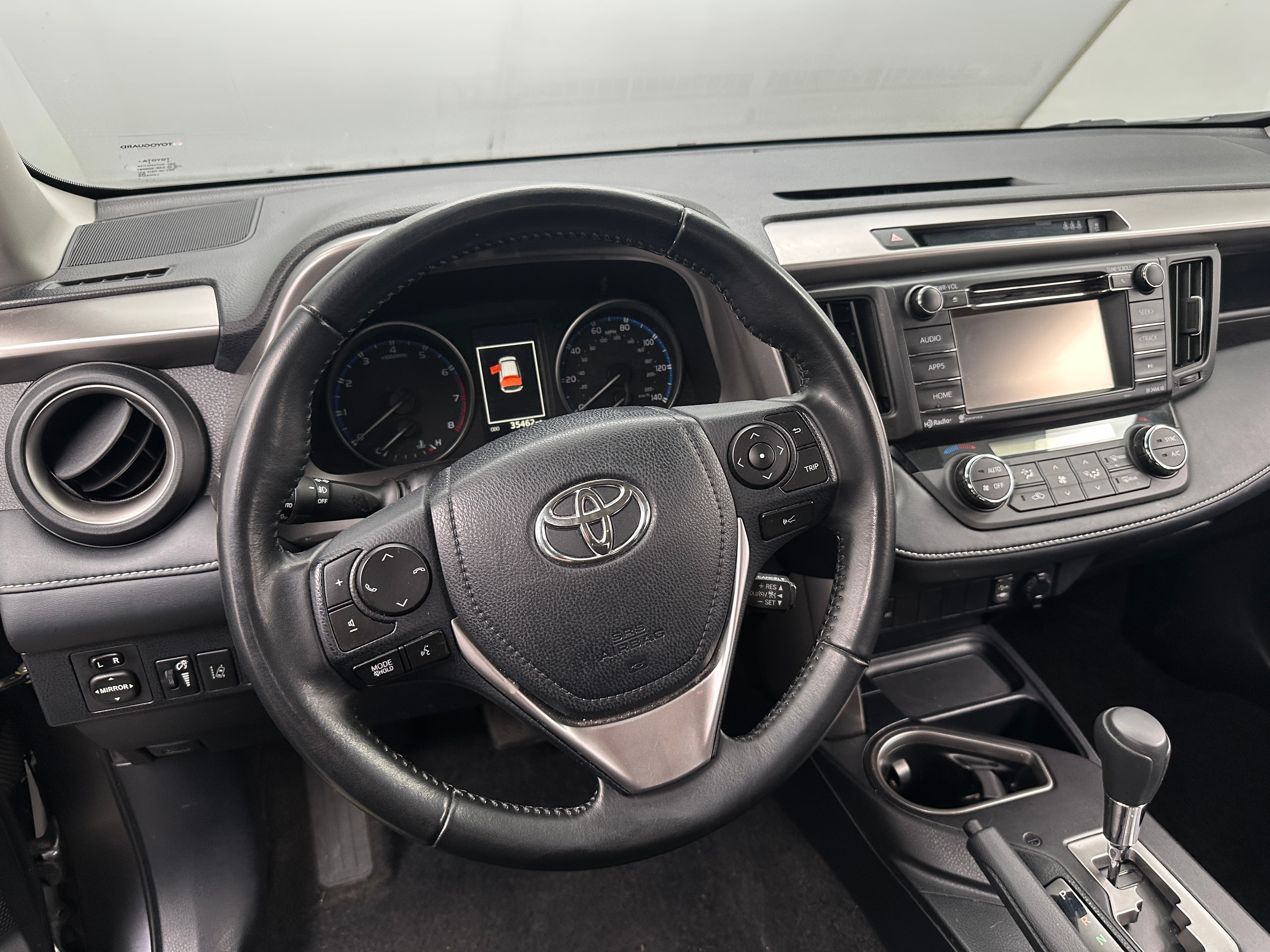 2018 Toyota RAV4 XLE 5