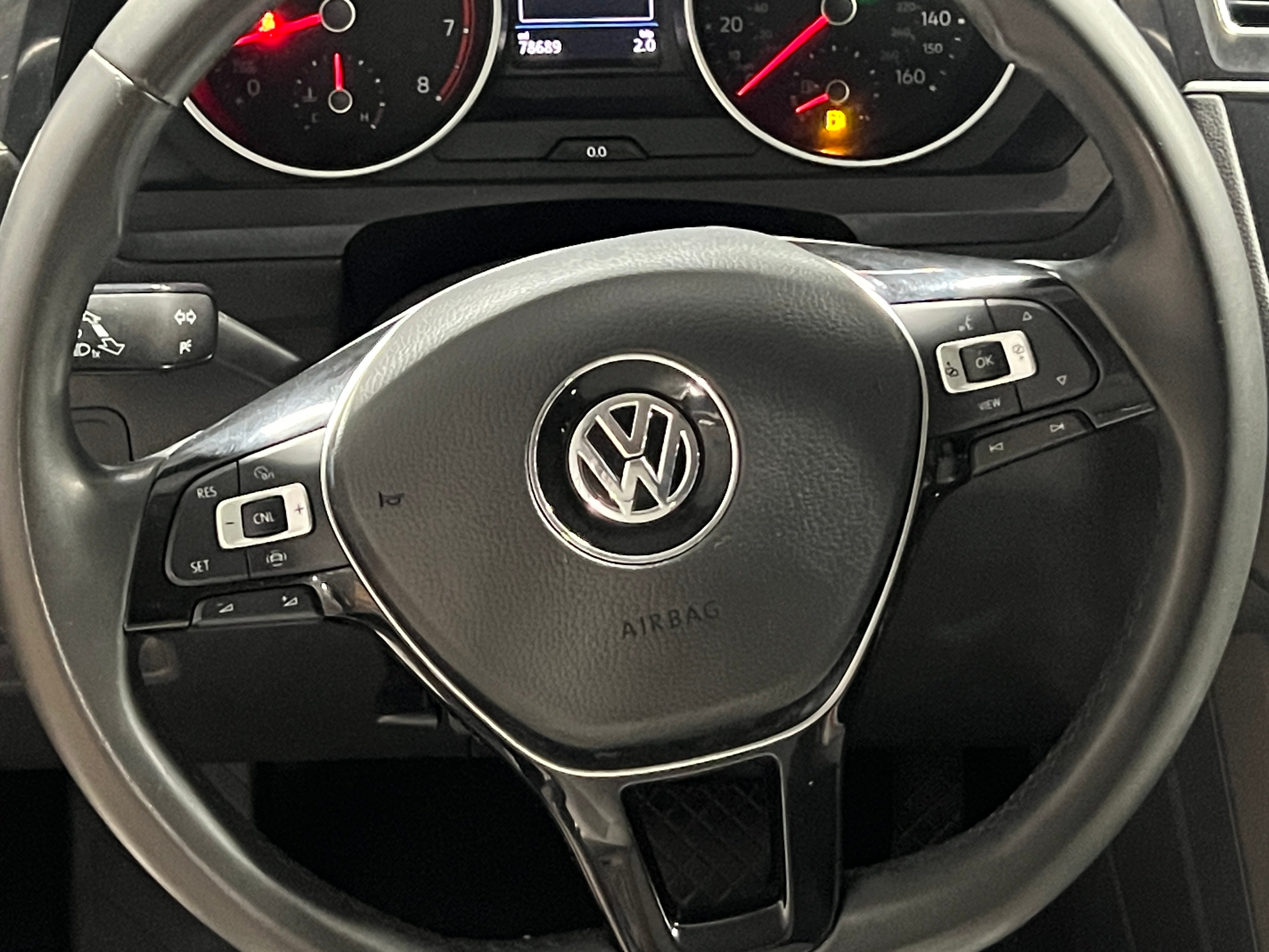 2020 Volkswagen Tiguan SE 4