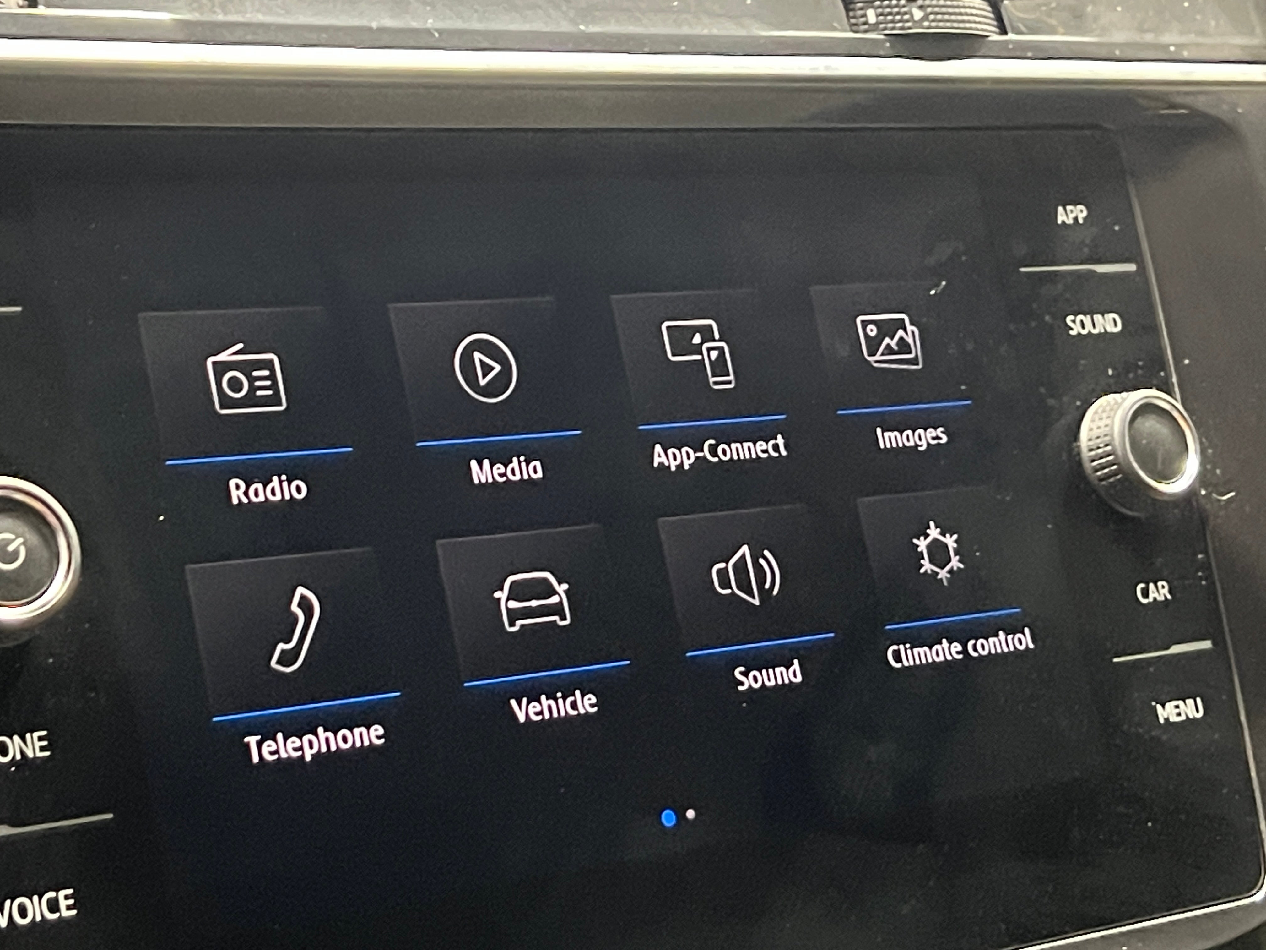 2020 Volkswagen Tiguan SE 3