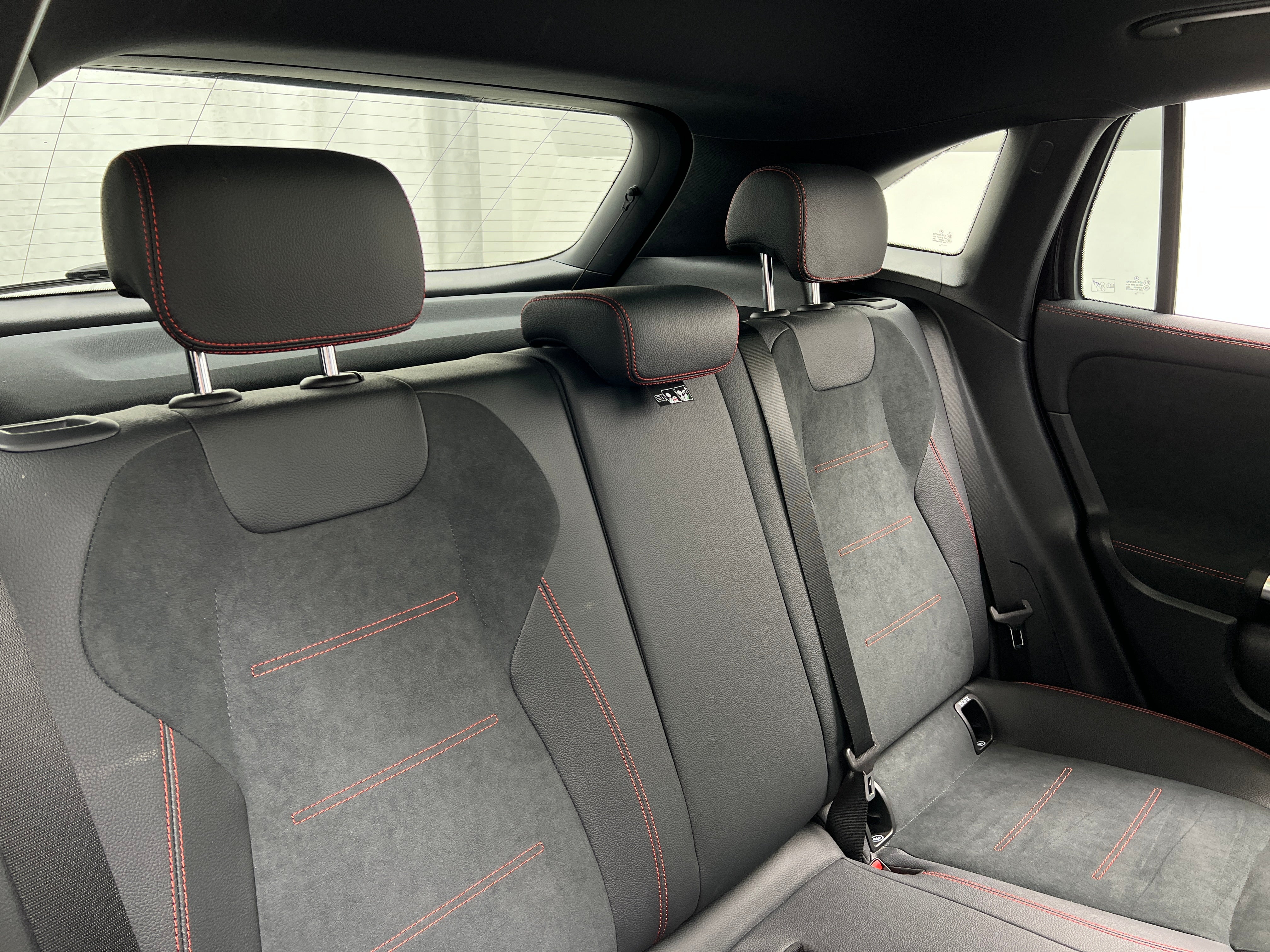 2022 Mercedes-Benz GLA 250 4MATIC 6