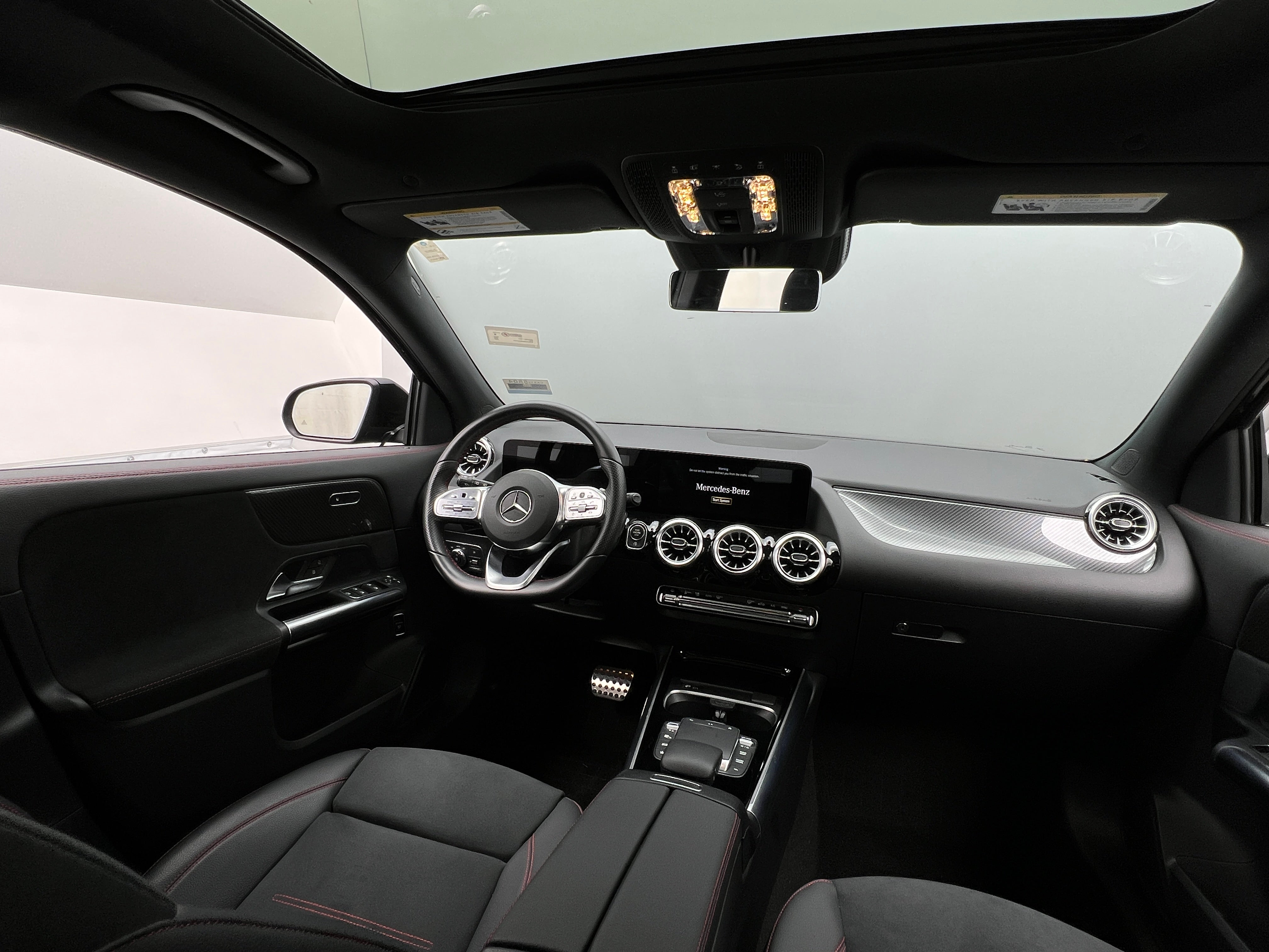 2022 Mercedes-Benz GLA 250 4MATIC 3