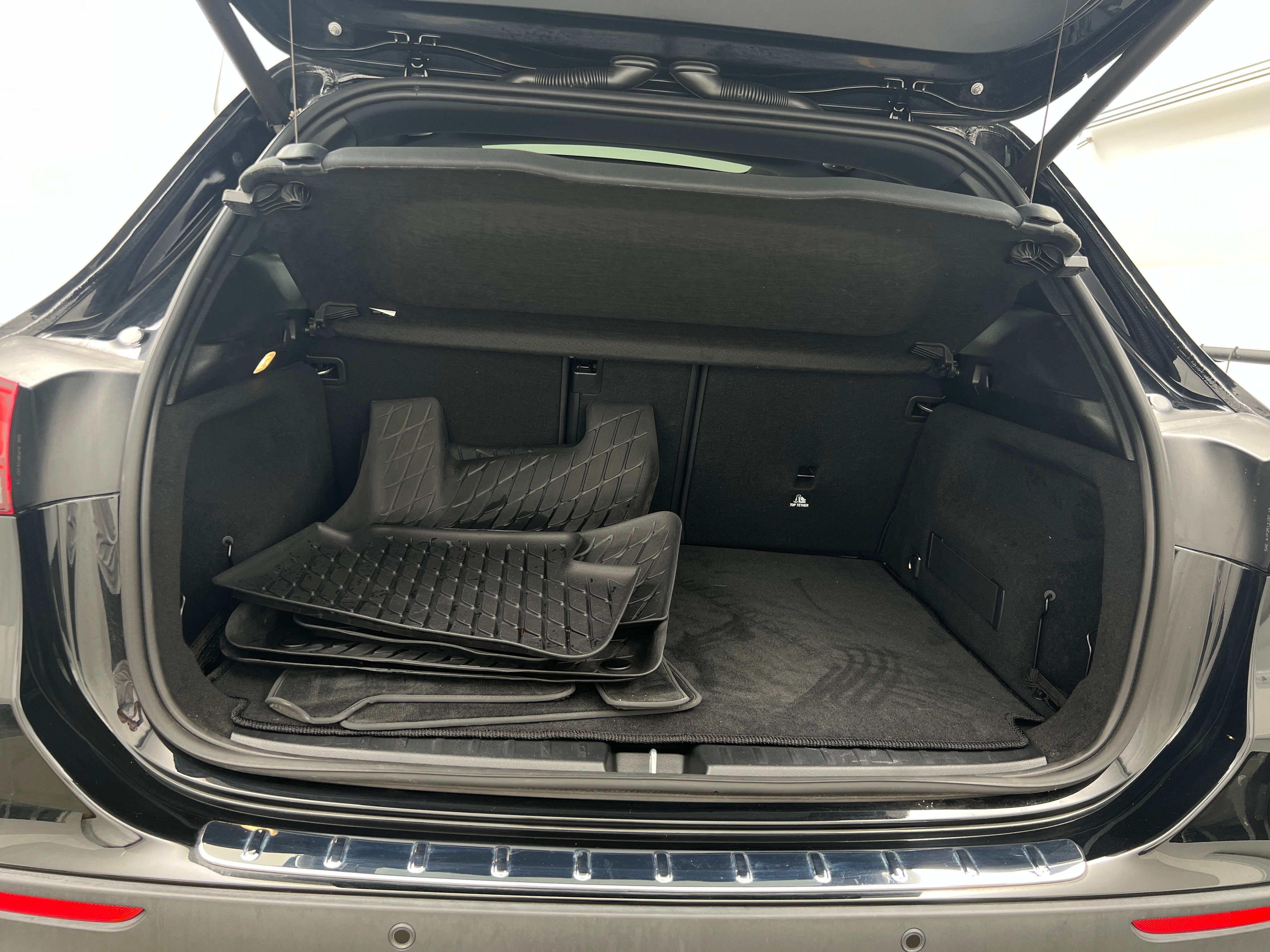 2022 Mercedes-Benz GLA 250 4MATIC 7