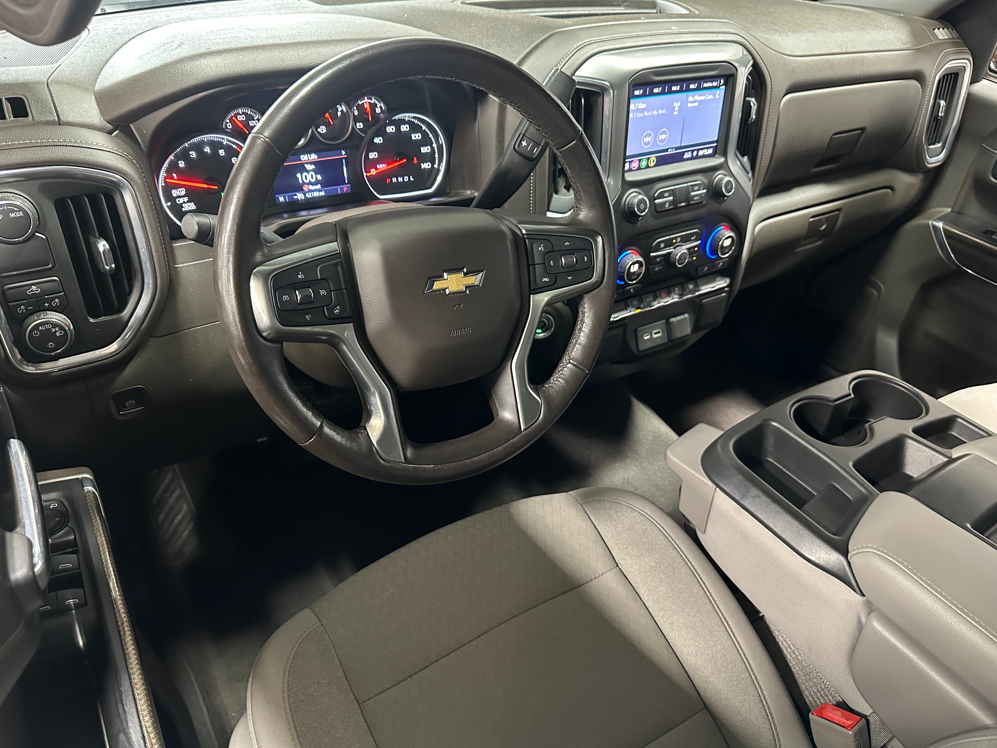 2020 Chevrolet Silverado 1500 LT 3