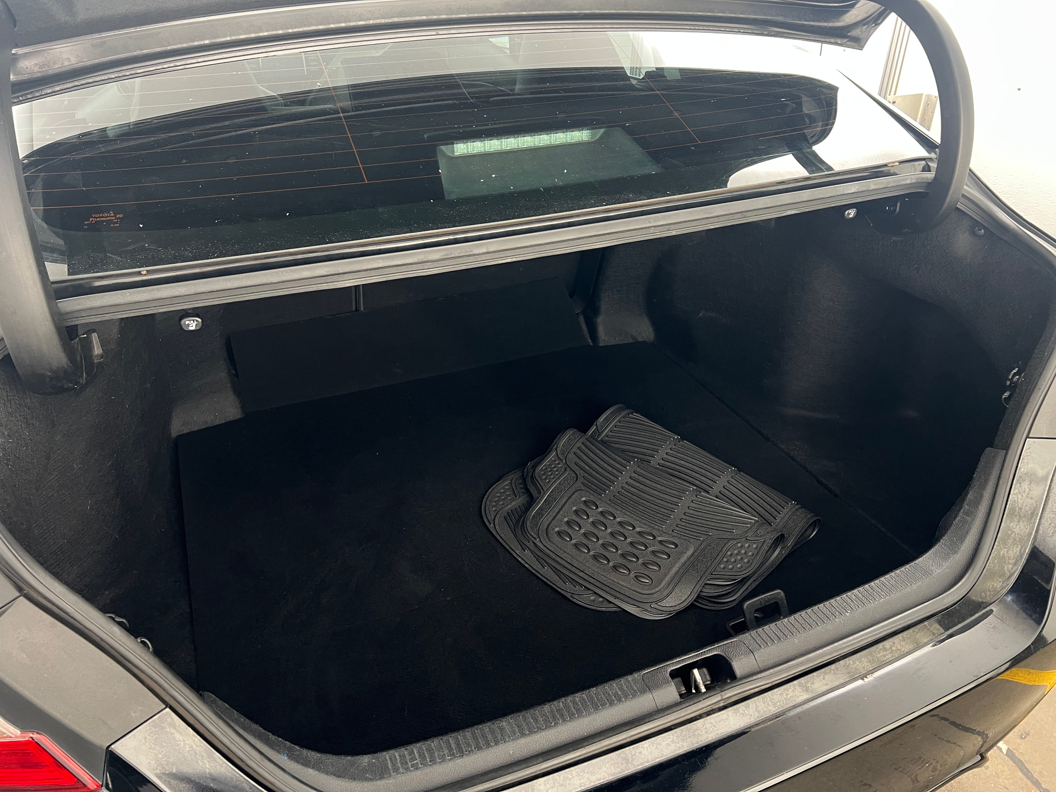 2019 Toyota Camry SE 7