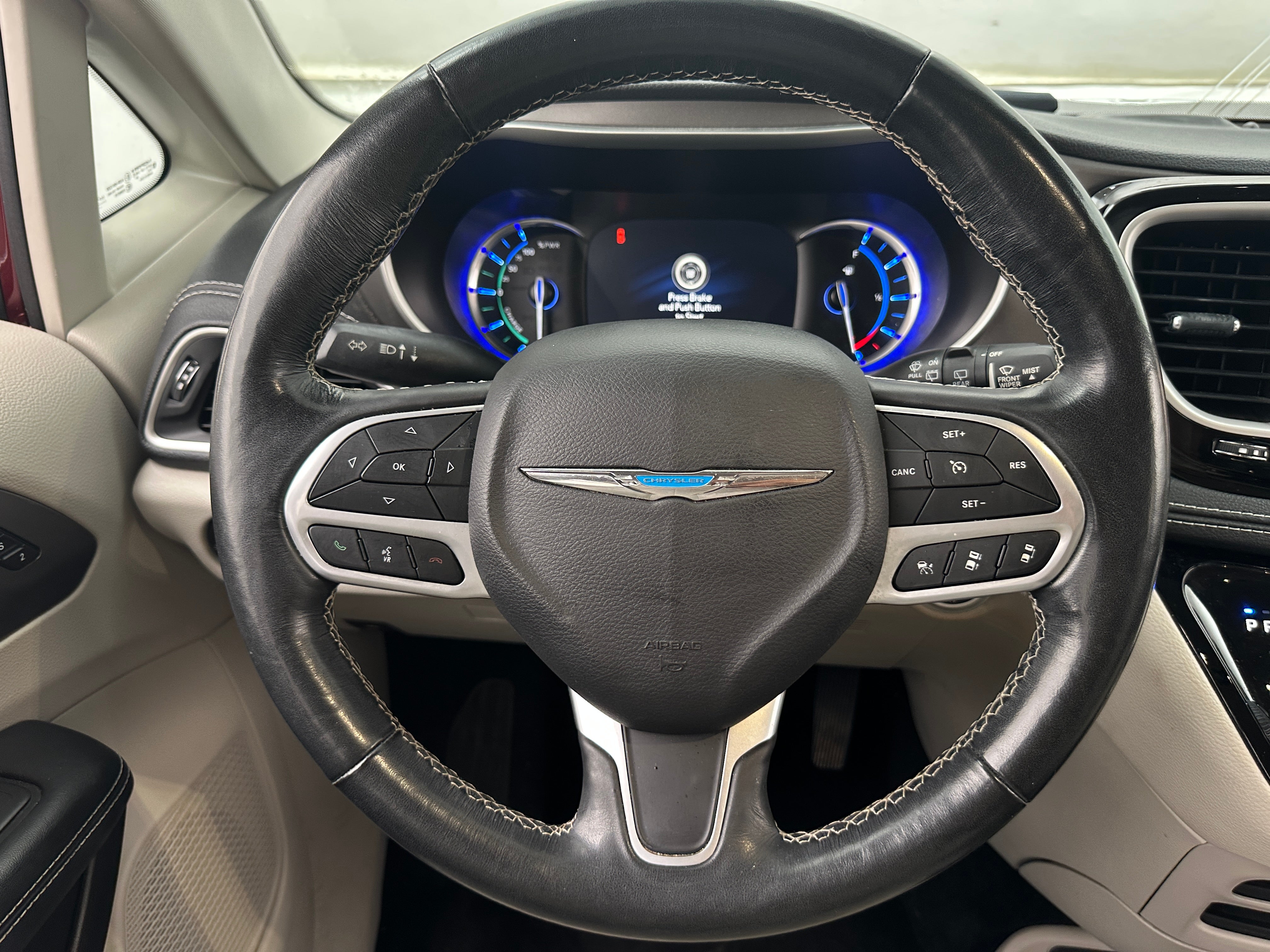2021 Chrysler Pacifica Hybrid Touring L 4